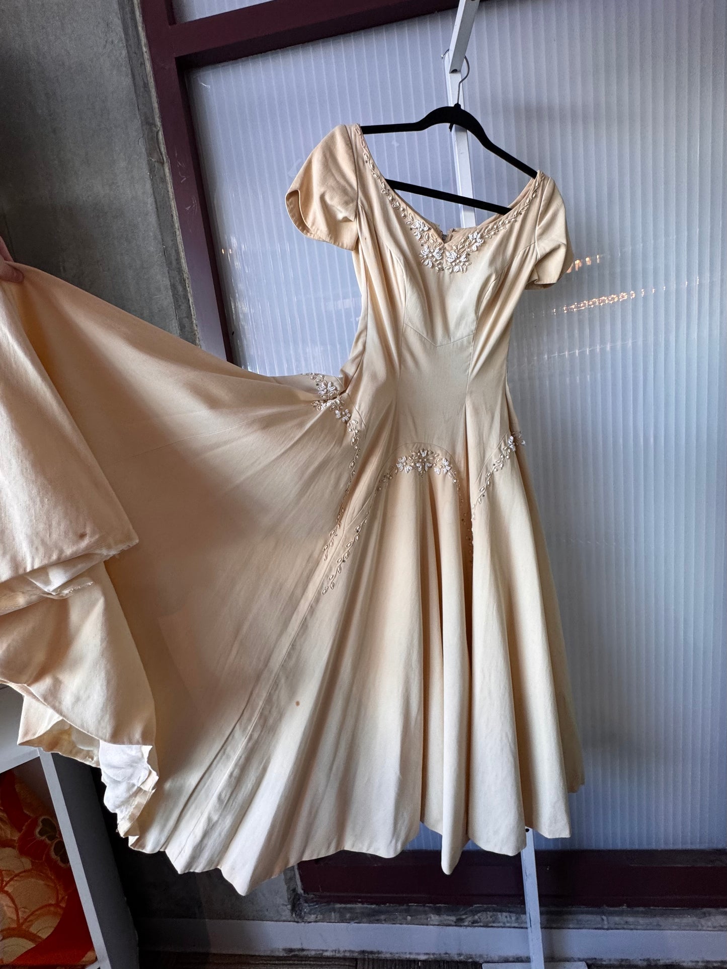 1950s Cream Drop Waist Beaded Wedding Dress