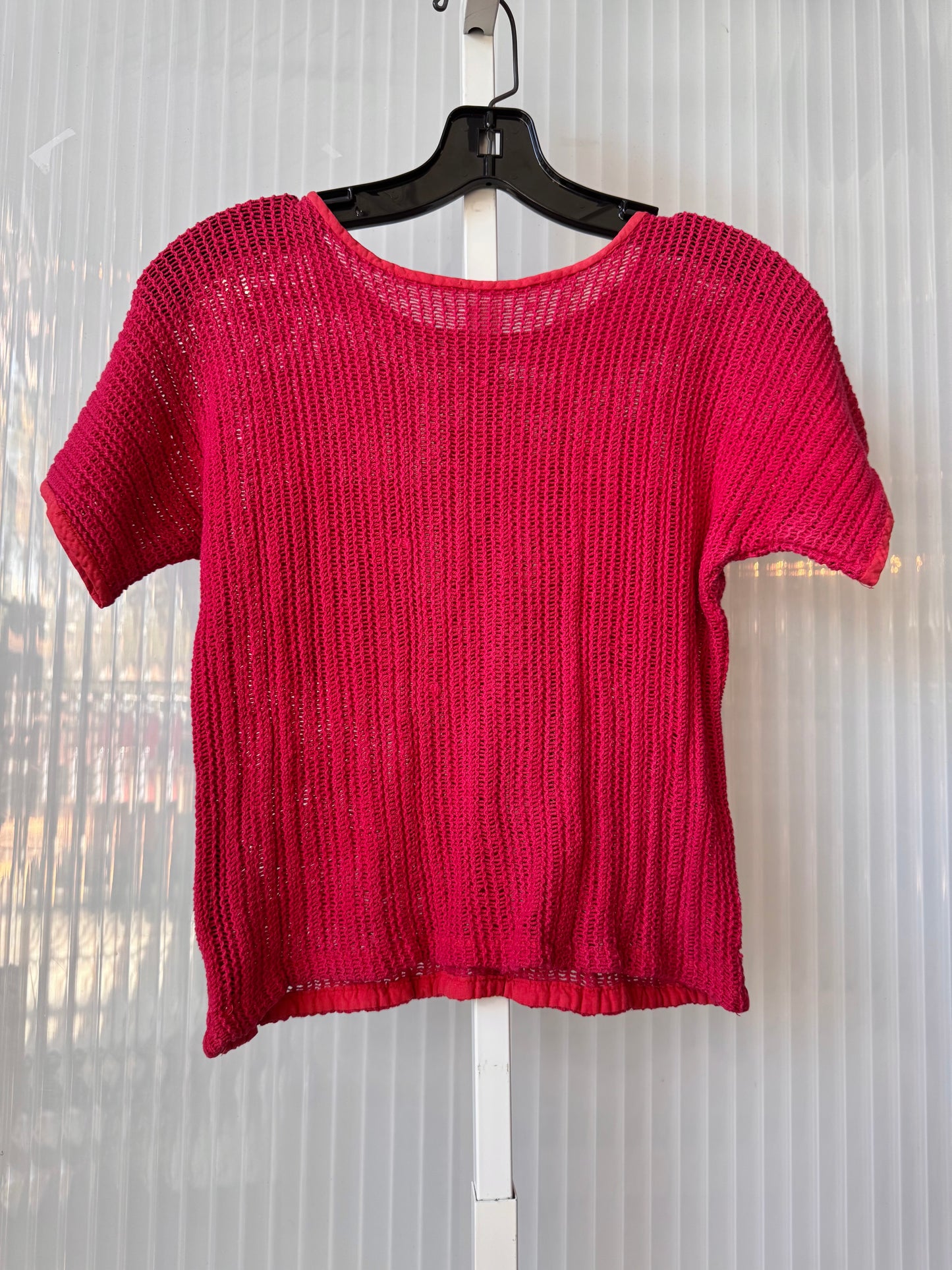 1970s Crochet Magenta Top with Front Pockets