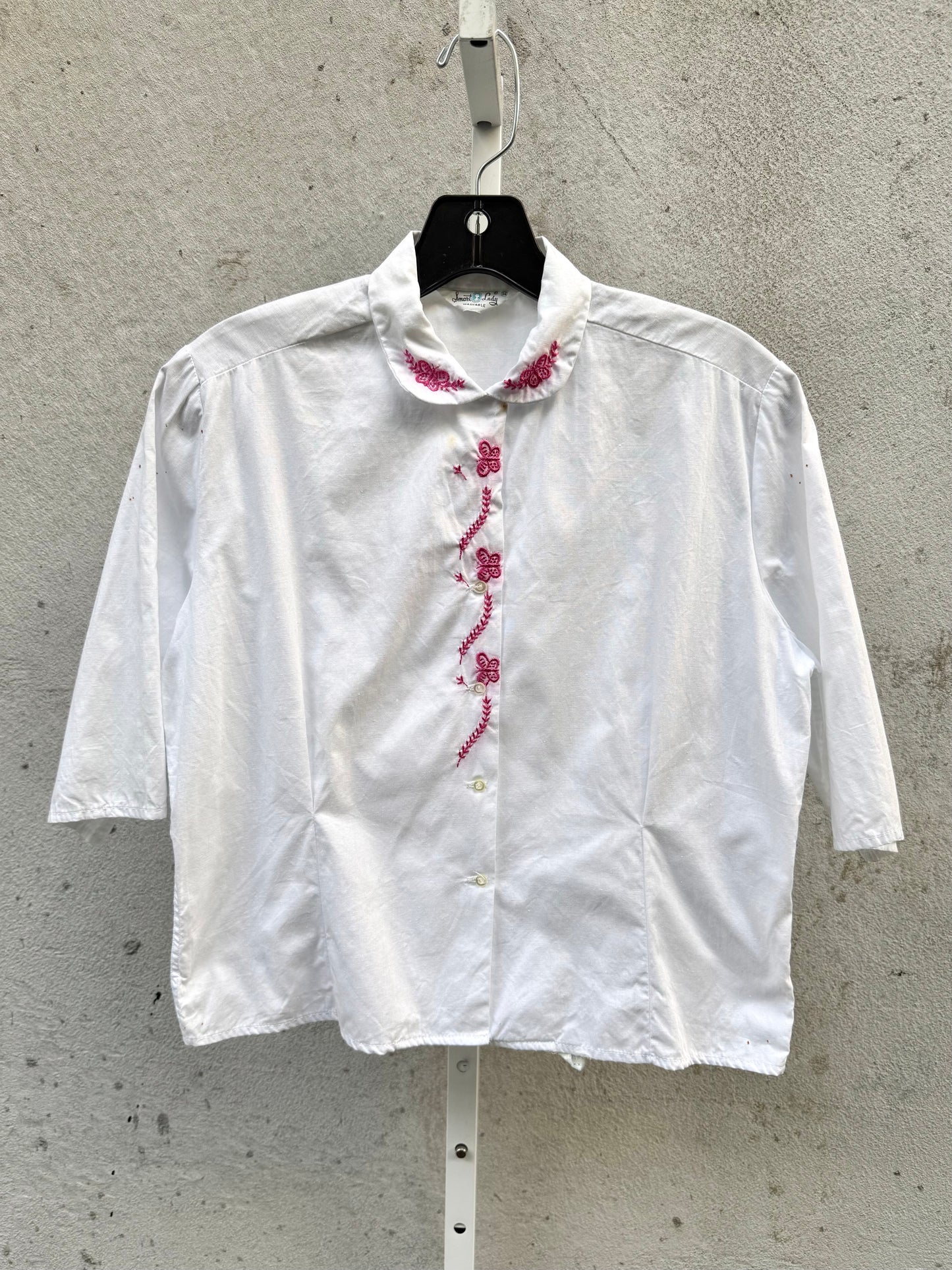 1960s White Collared Shirt w/ Pink Embroidery