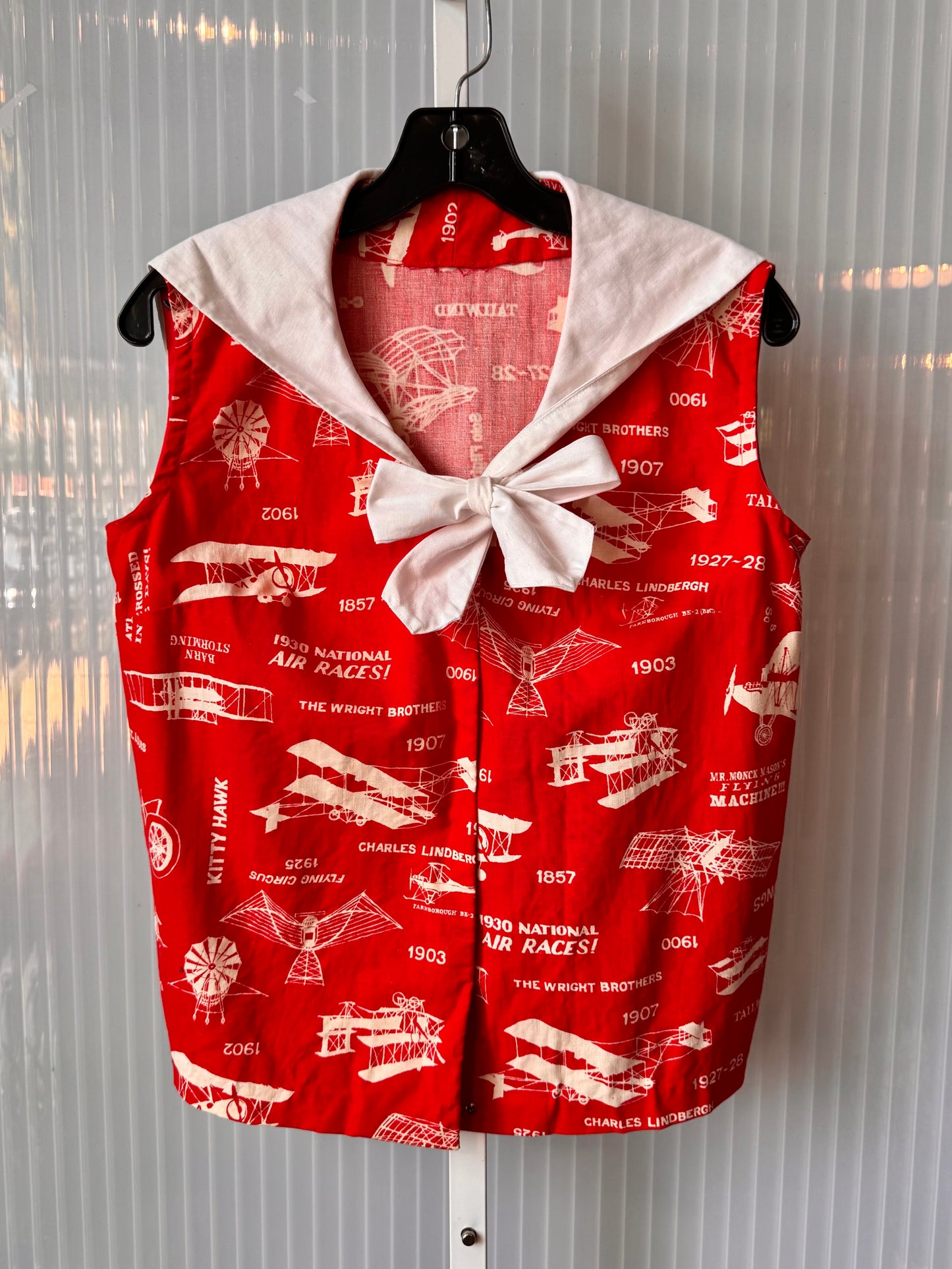 1970s Red & White Airplane Print Sailor Blouse