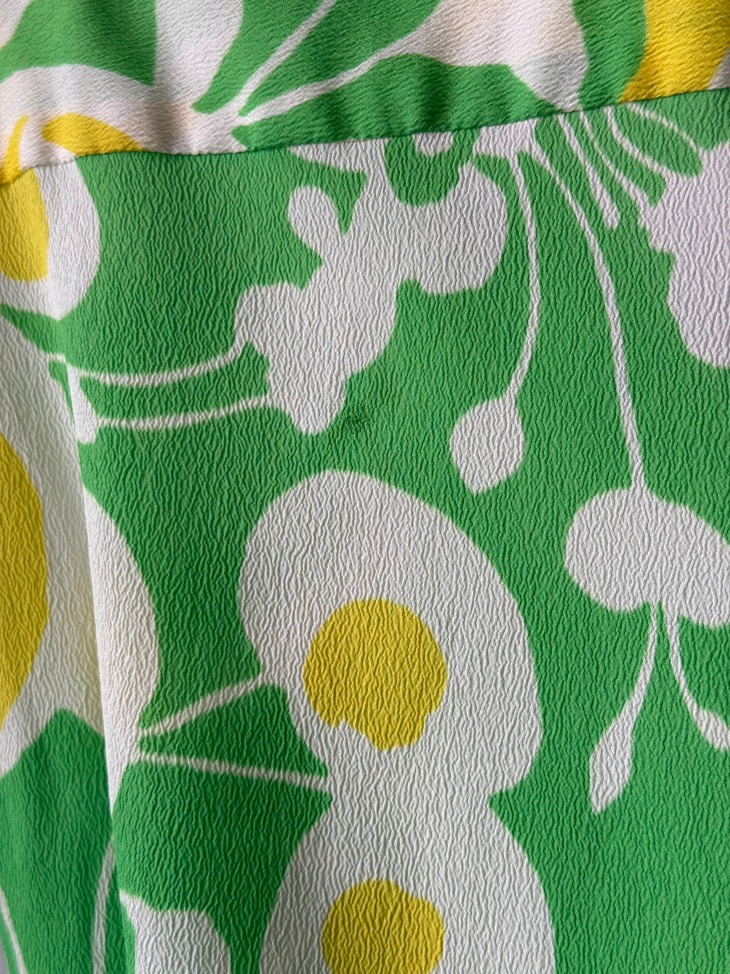 1970s Green & Yellow Nuveux Floral Printed Crepe Dress w/ Sash