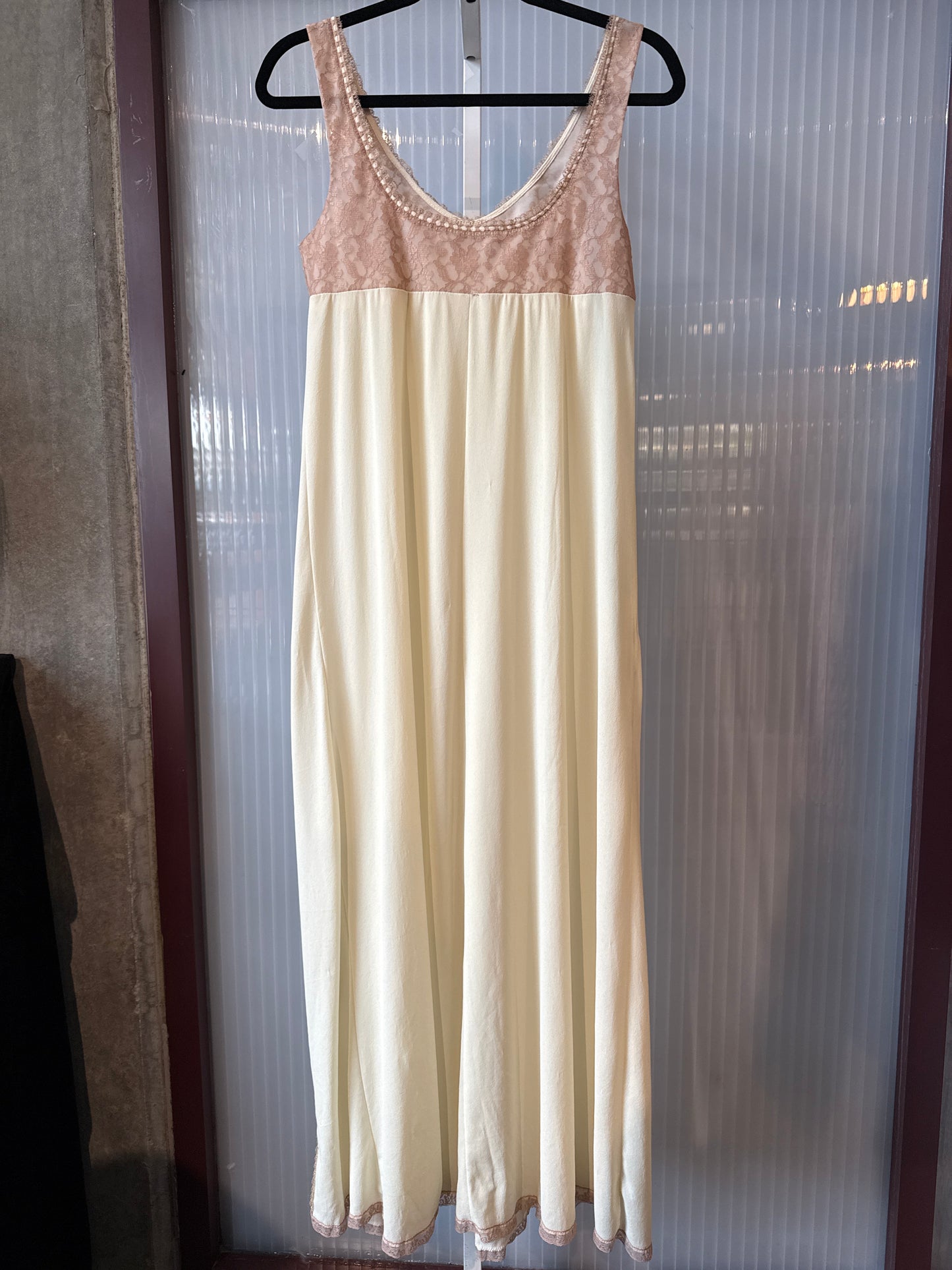 1960s Olga Nightgown w/ Lace Details