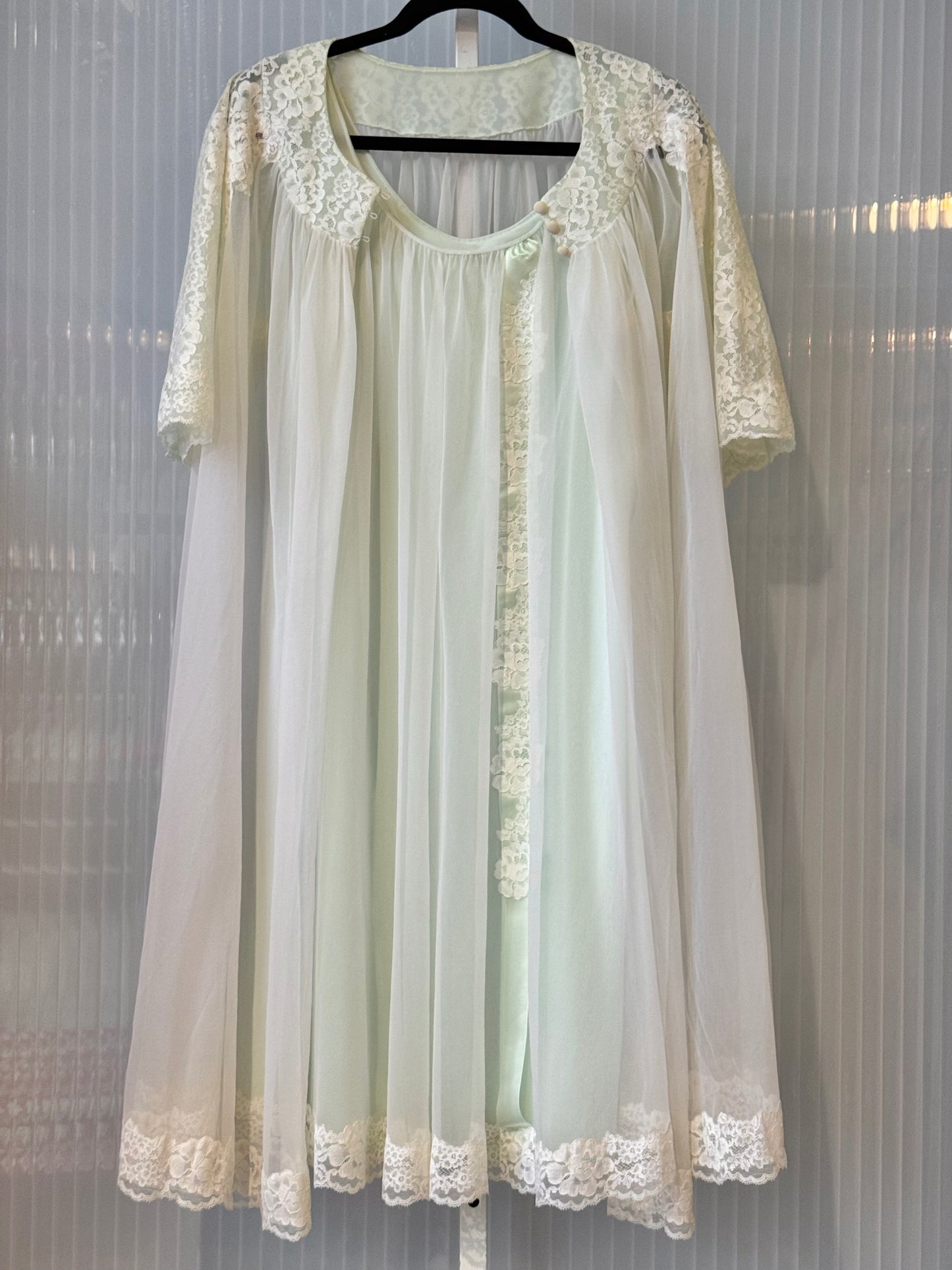1960s Pastel Green Peignor Robe & Nightgown Set