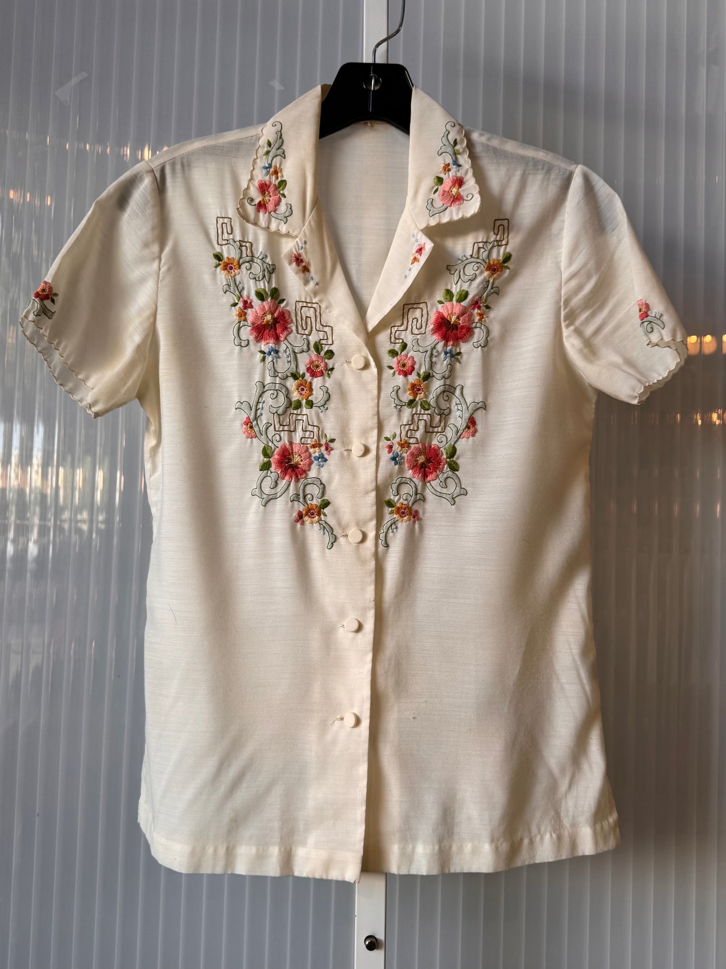 1960s Pink Floral Embroidered White Blouse