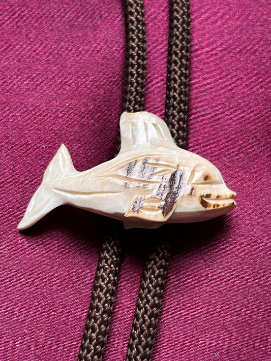 Carved Shell Fish Bolo Tie