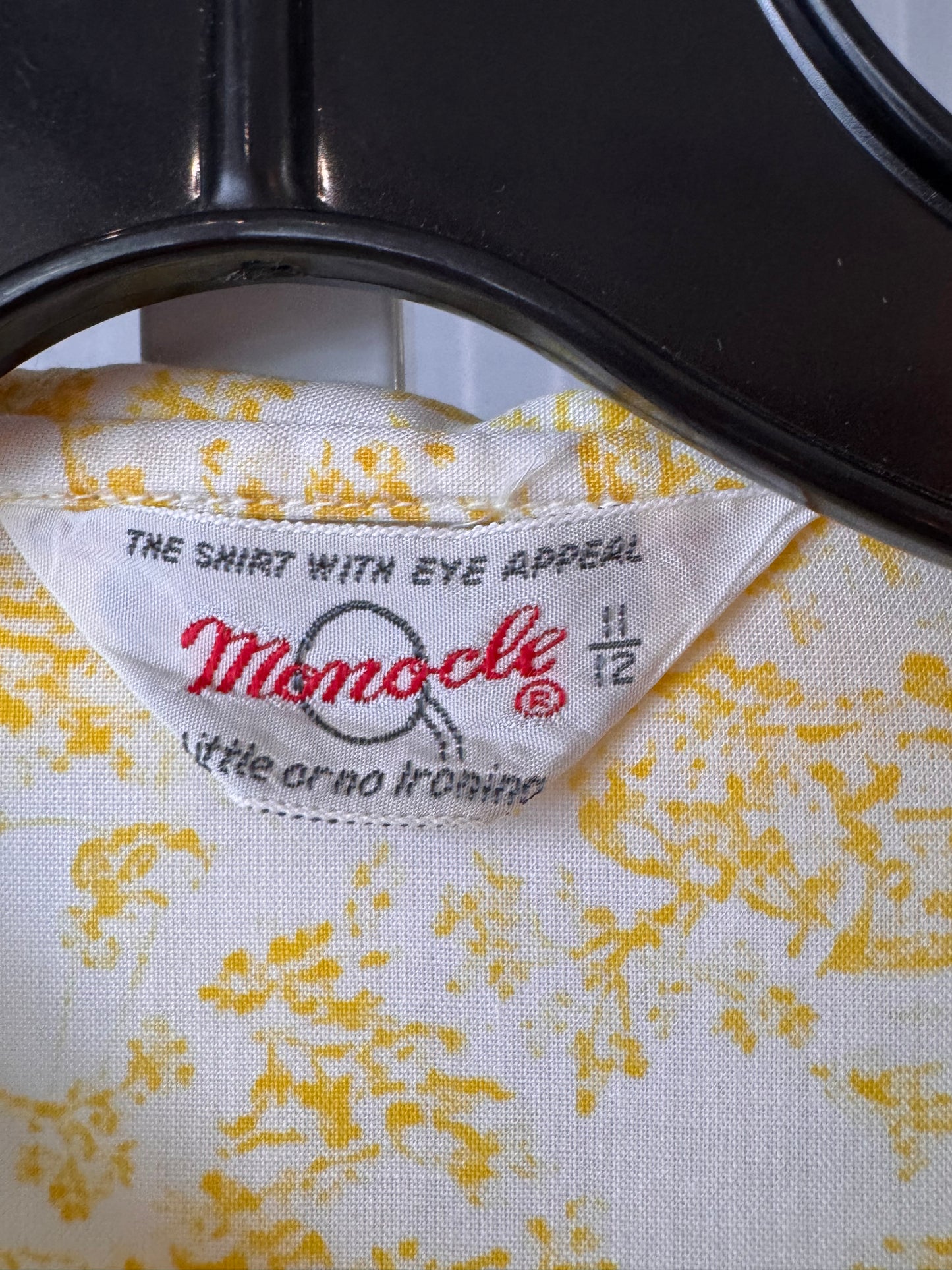 1960s Yellow Foliage Pattern Collar Blouse