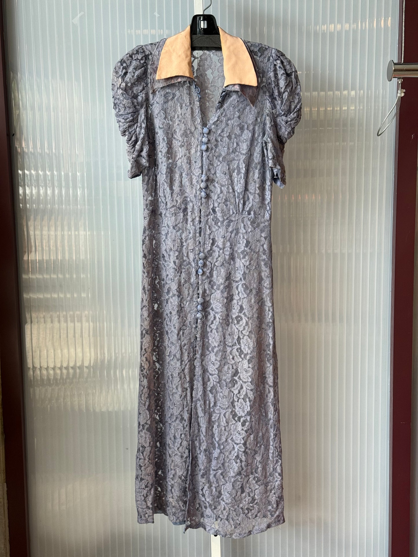 1940s Periwinkle Sheer Lace Overlay w/ Rouched Puff Sleeve & Double Collar