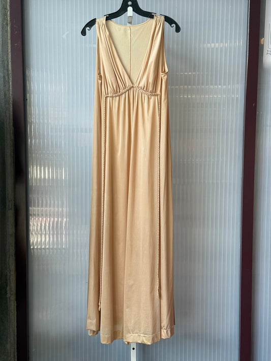 1970s Cream Sleeveless Vanity Fair Slip Gown