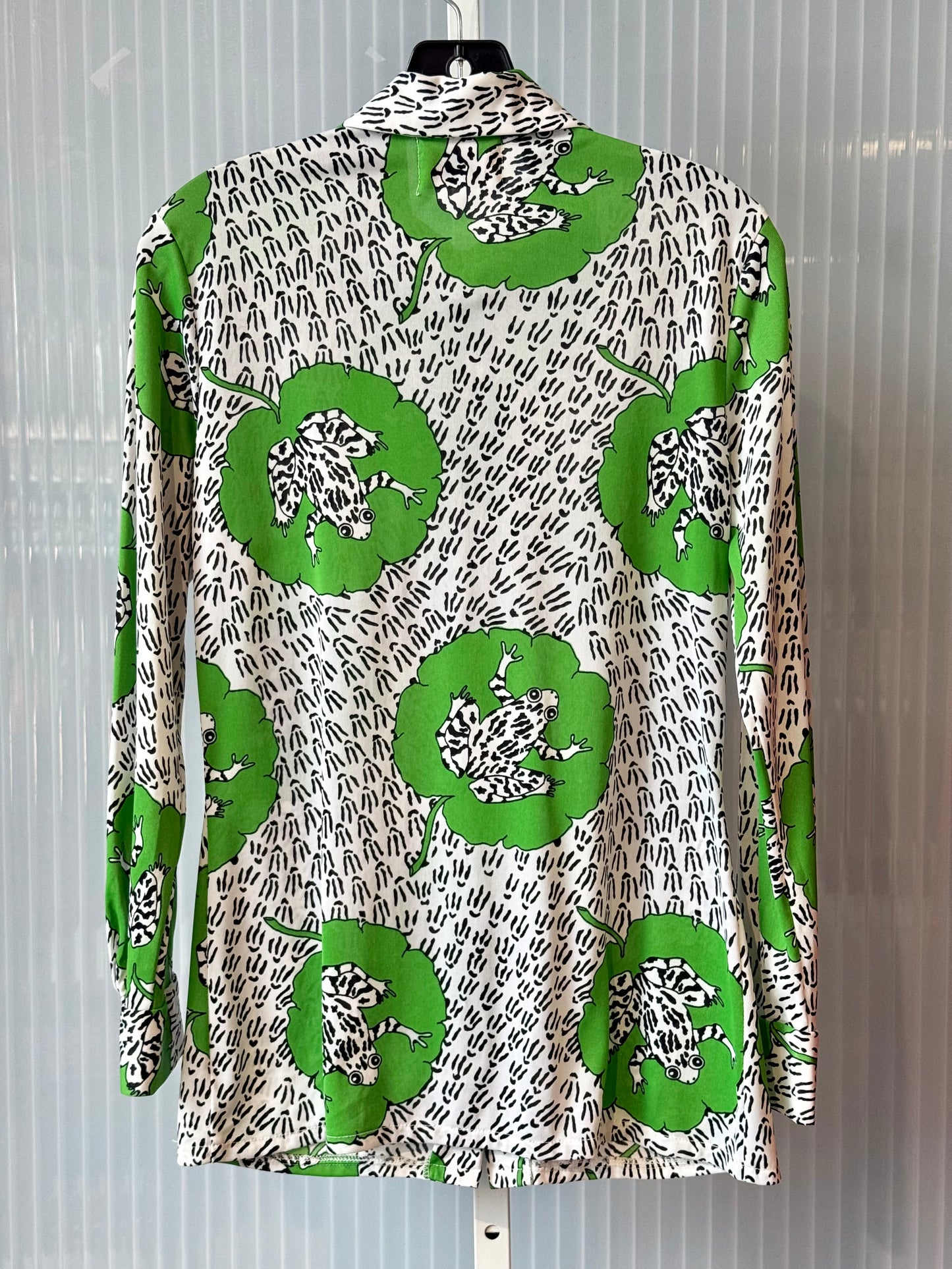 1970s Printed Frog & Lily Pad Point Collar Blouse