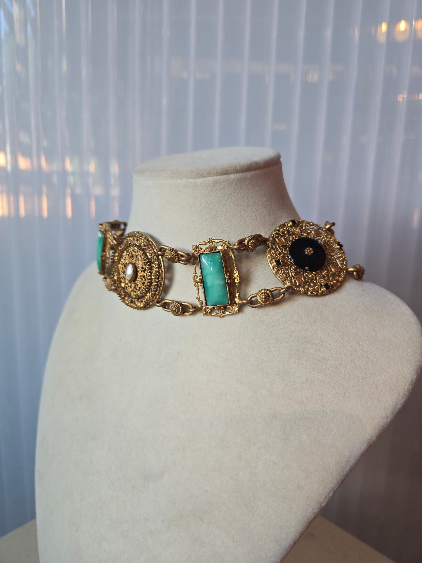 French Art Deco Pearl and Gold Tone Choker
