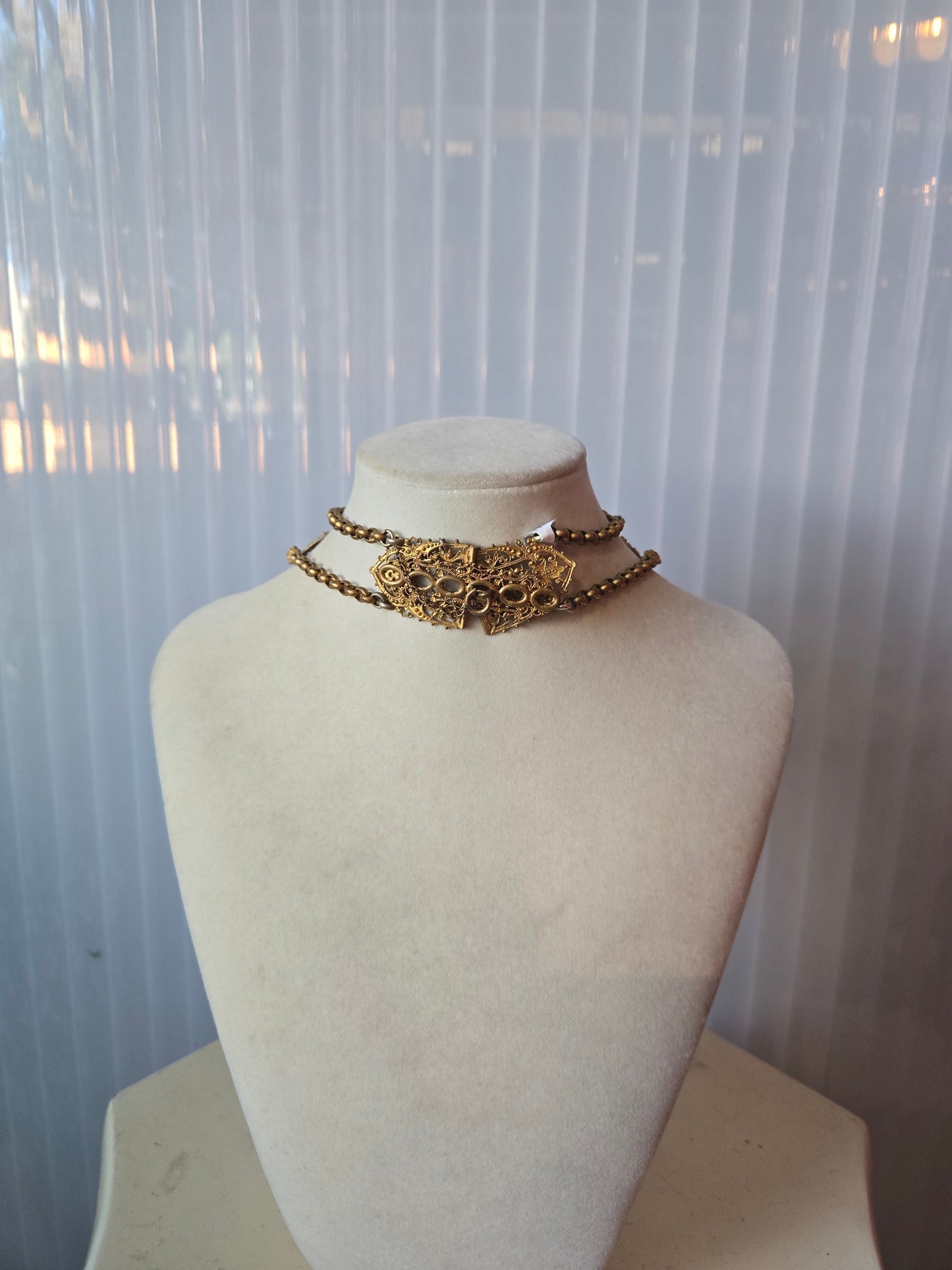 French Art Deco Pearl and Gold Tone Choker