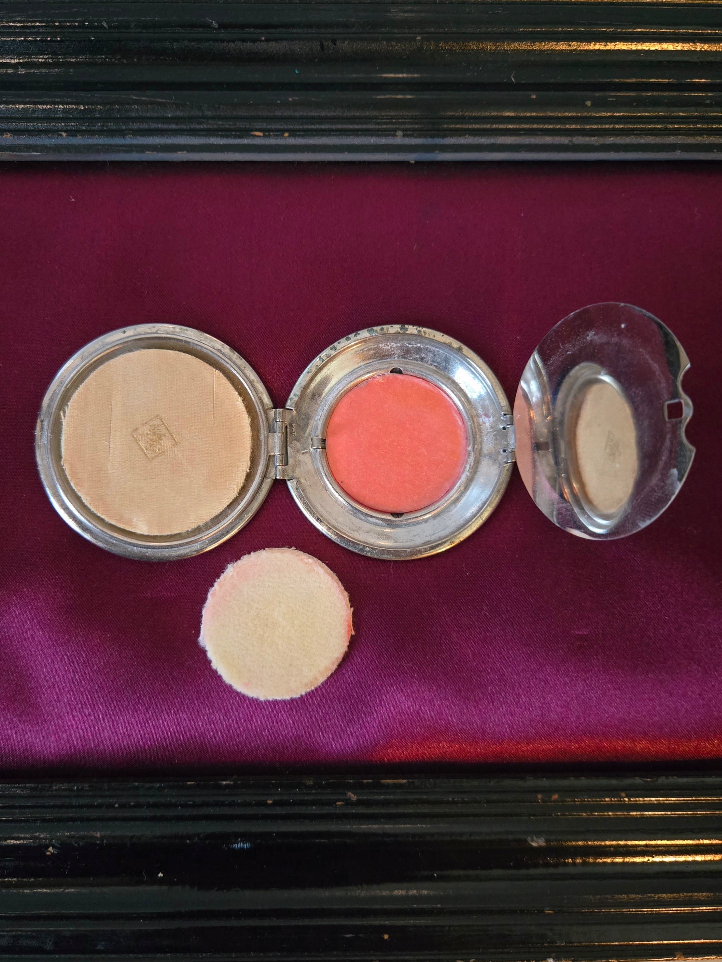 1930s Harriet Hubbard Ayer Makeup Compact
