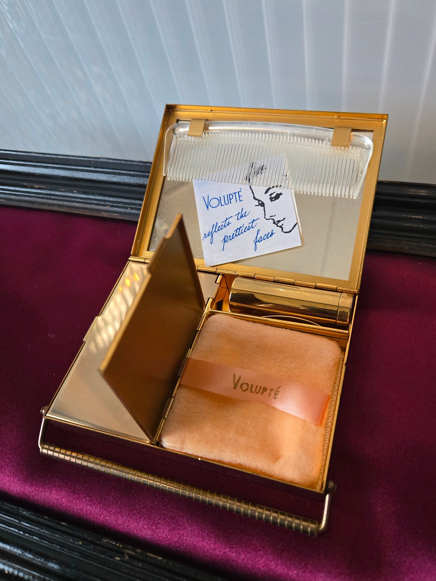 1940s Volupte Brass Compact Purse