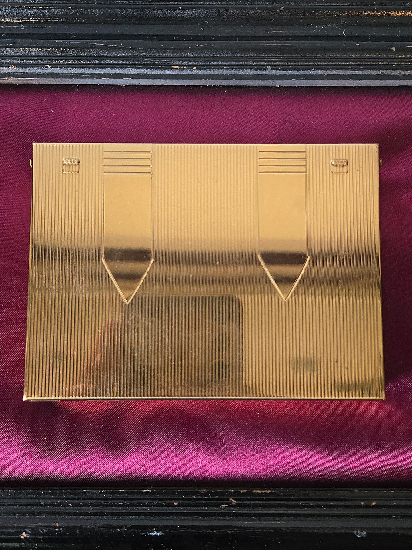1940s Volupte Patterned Brass Compact Purse