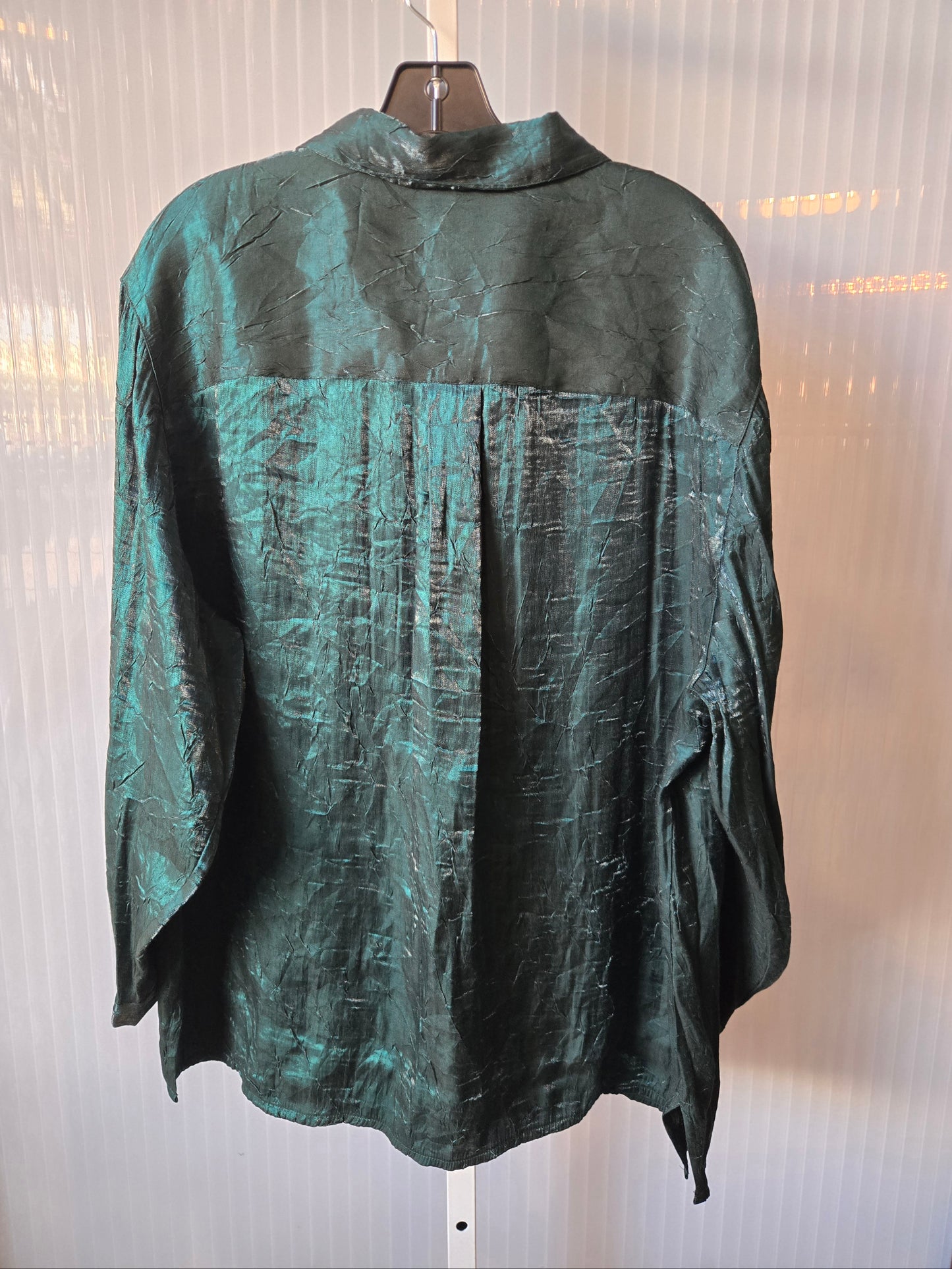 1980s Emerald Green Satin Button-Up Shirt