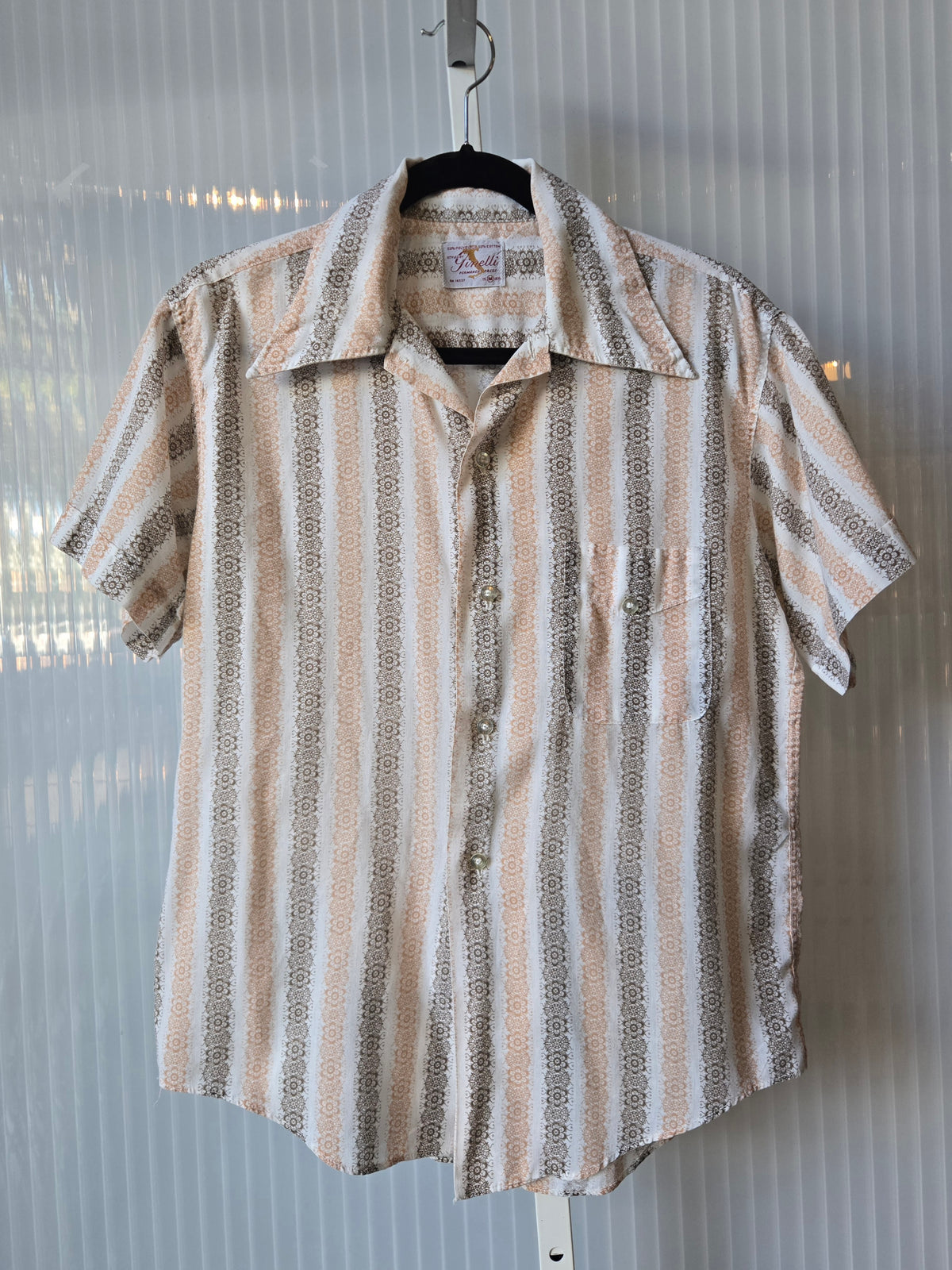 1970s Brown and Tan Floral Point Collar Button up