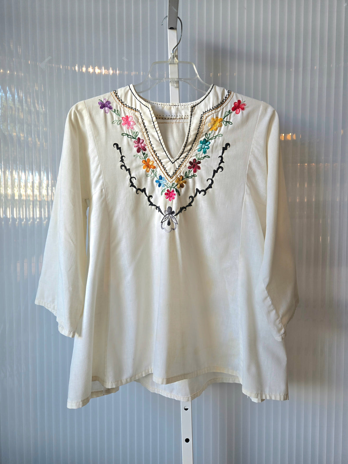 1970s Hand Embroidered White Floral Blouse