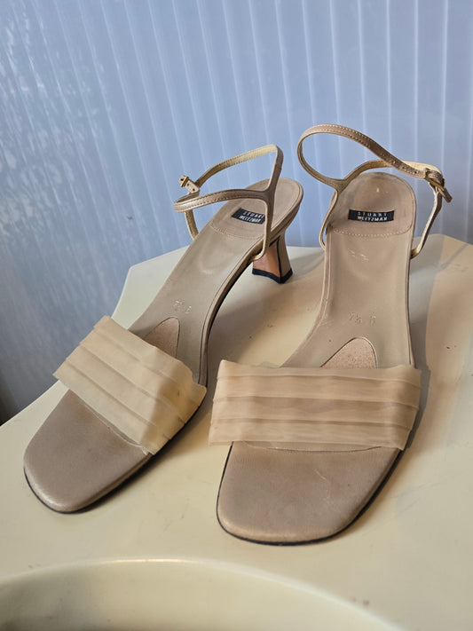 1990s Stuart Weitzman Cream Kitten Heel