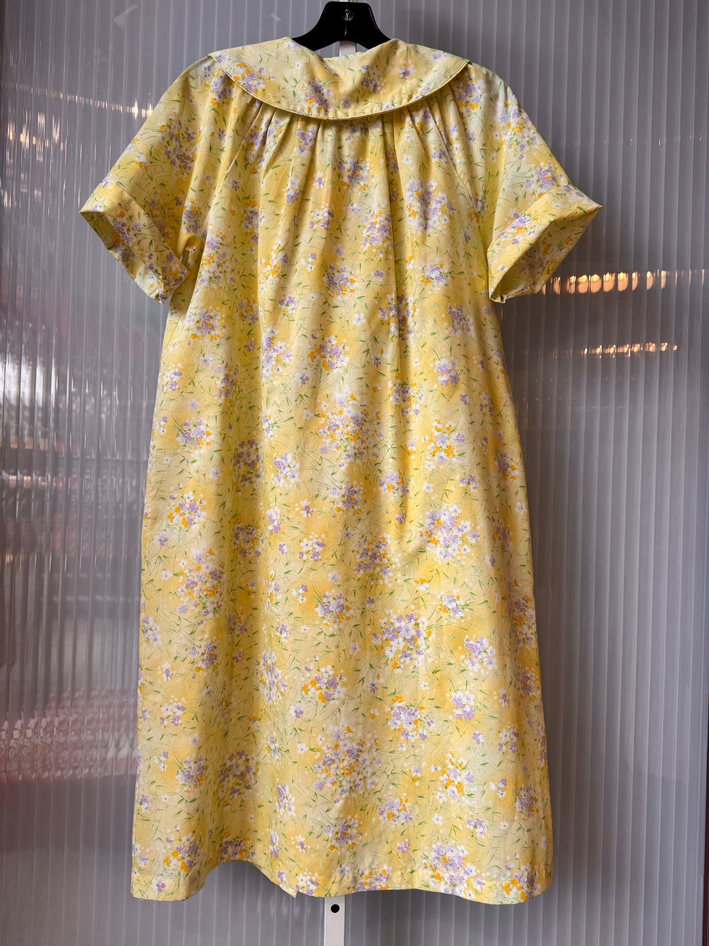 1970s Yellow Floral Print Robe