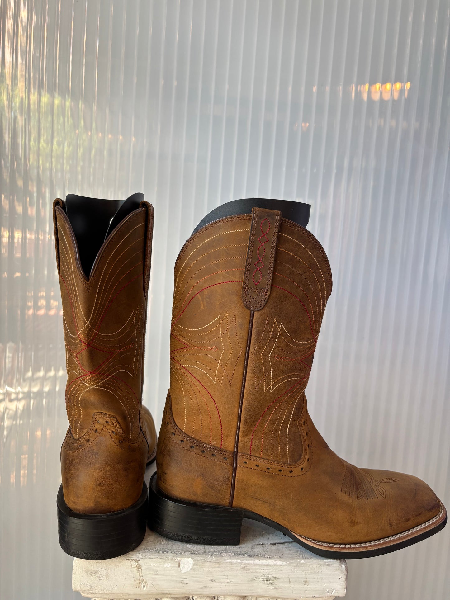 Ariat Brown Leather Square Toe Boots 7D