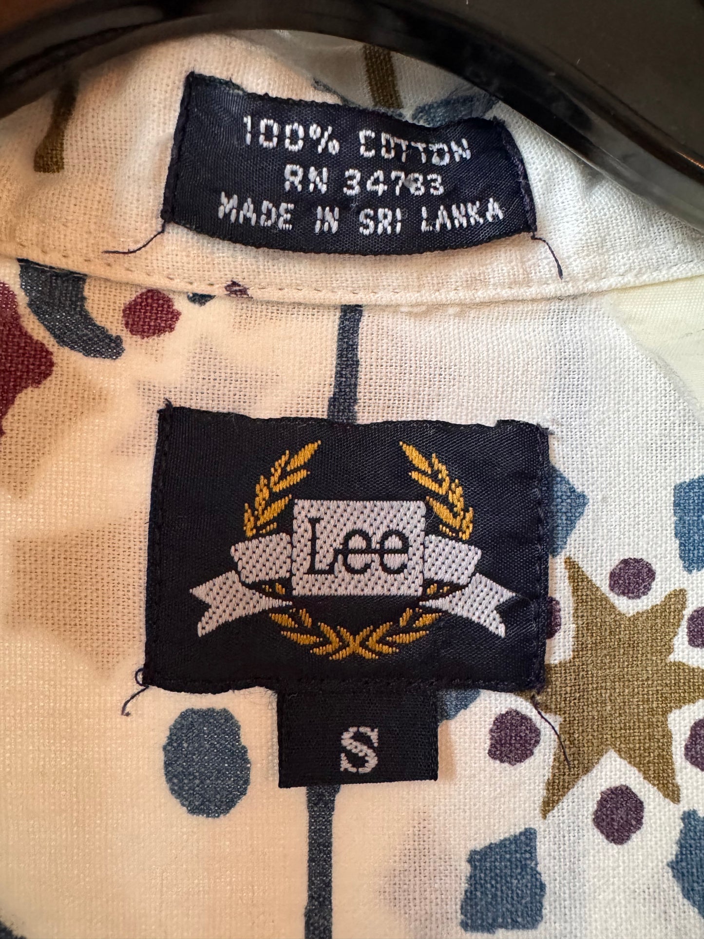 1980s Lee White Button-Up Shirt w/ Geometric Print