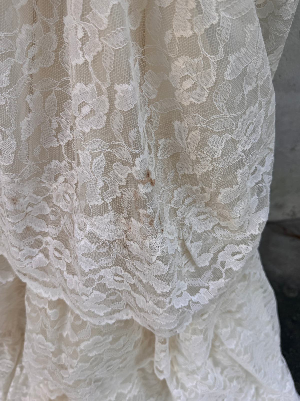 1970s Cream Tiered Floral Lace Wedding Dress