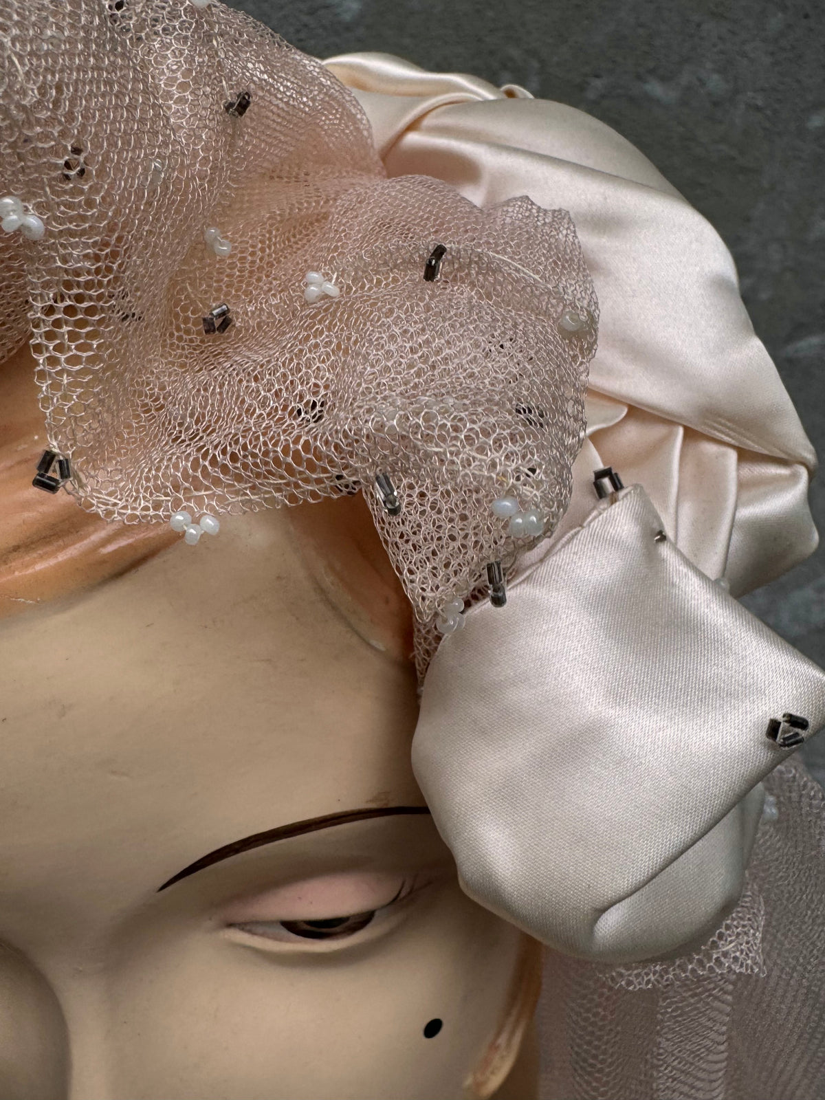 1950s Pink Satin Headband Veil