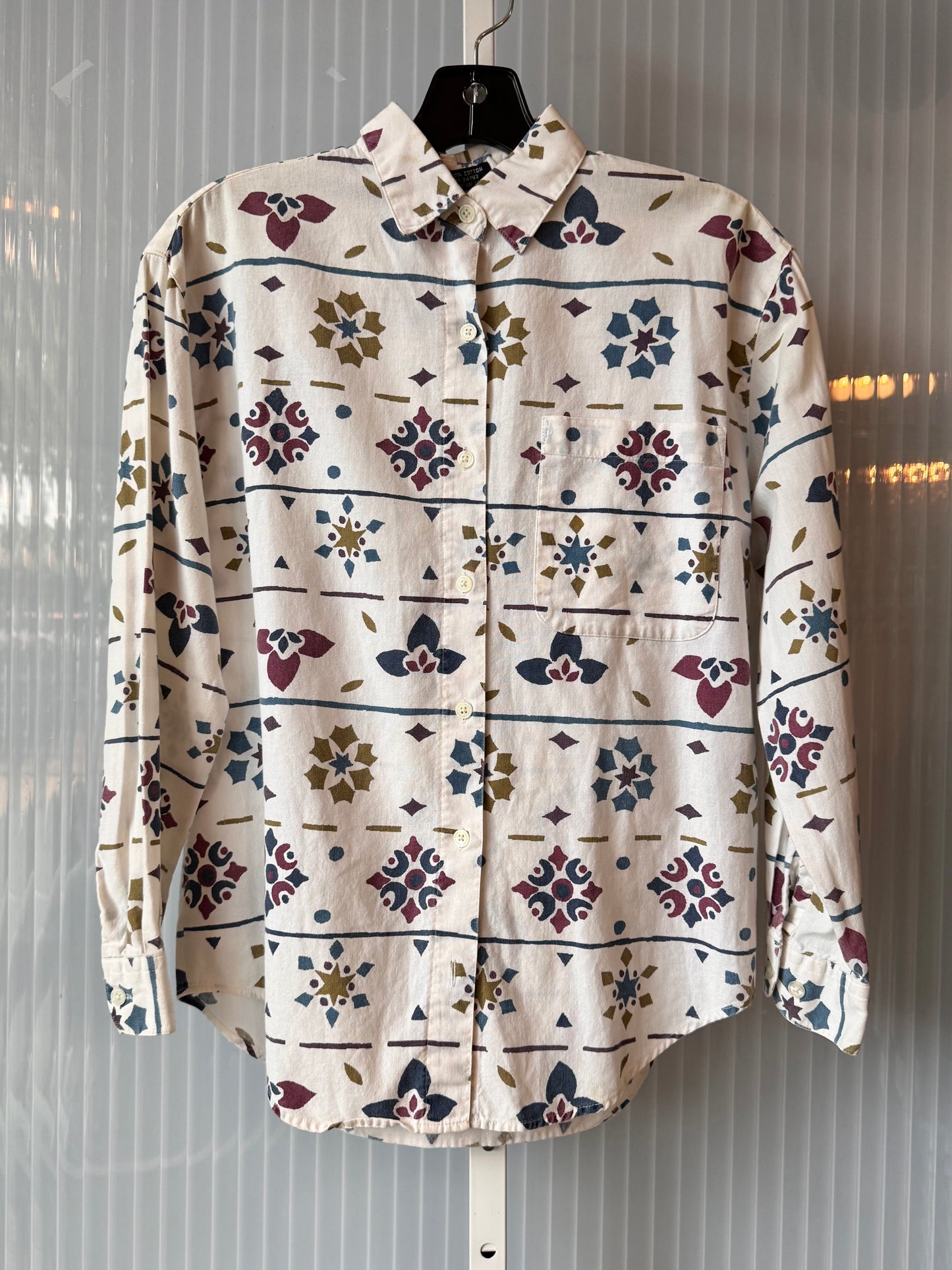 1980s Lee White Button-Up Shirt w/ Geometric Print