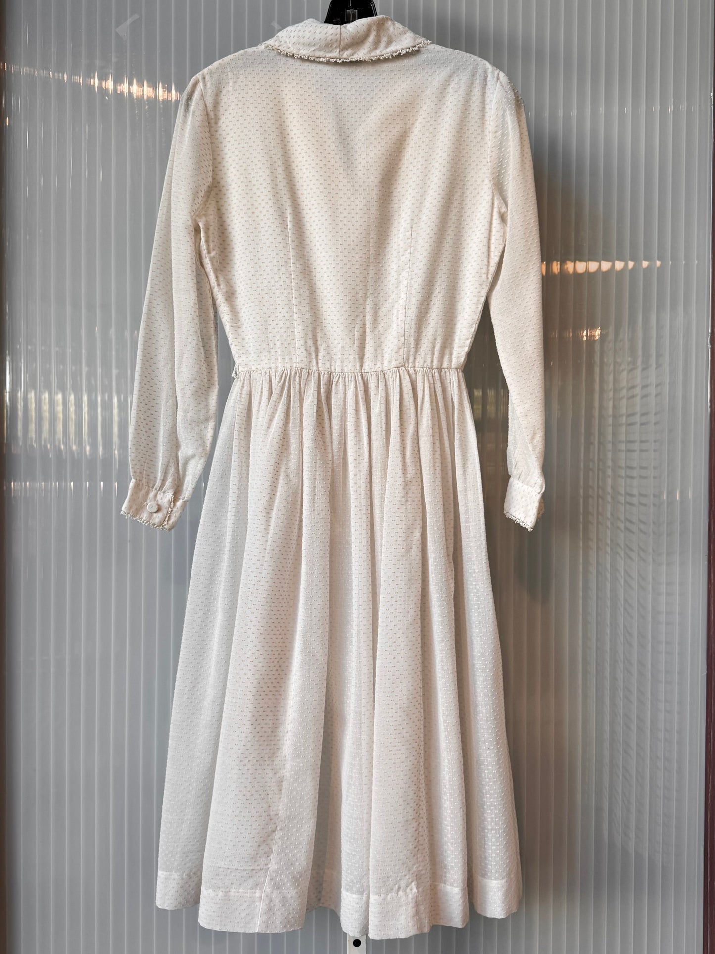 1950s White Swiss Dot Long-Sleeve Shirtwaist Dress