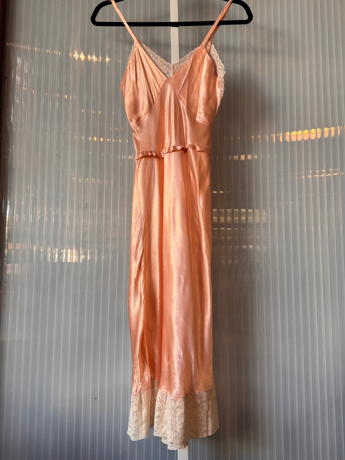 1950s / 1960s Salmon Pink Slip with Lace Trim