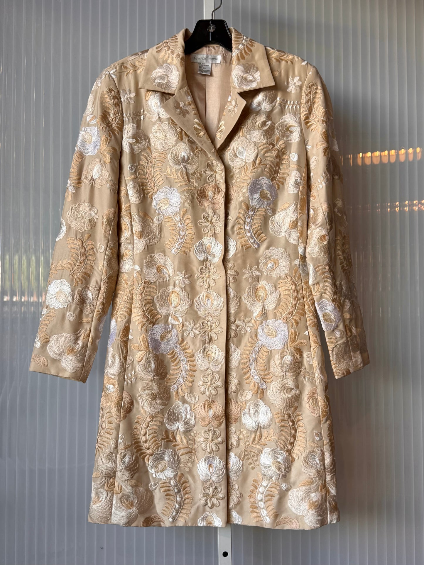 1990s White & Cream Embroidered 100% Silk Jacket