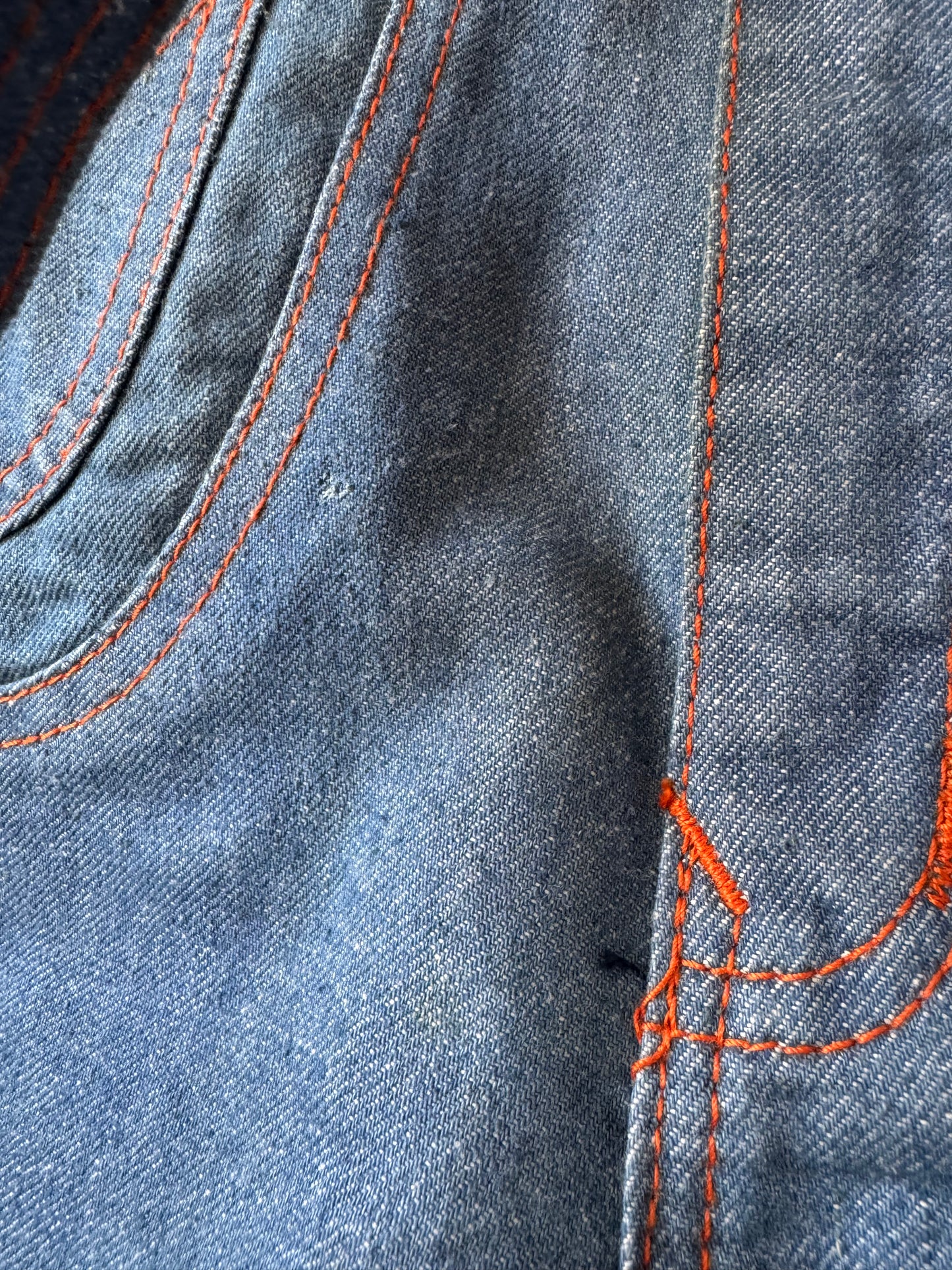 1970s High-Waisted Denim Shorts w/ Contrast Stitching