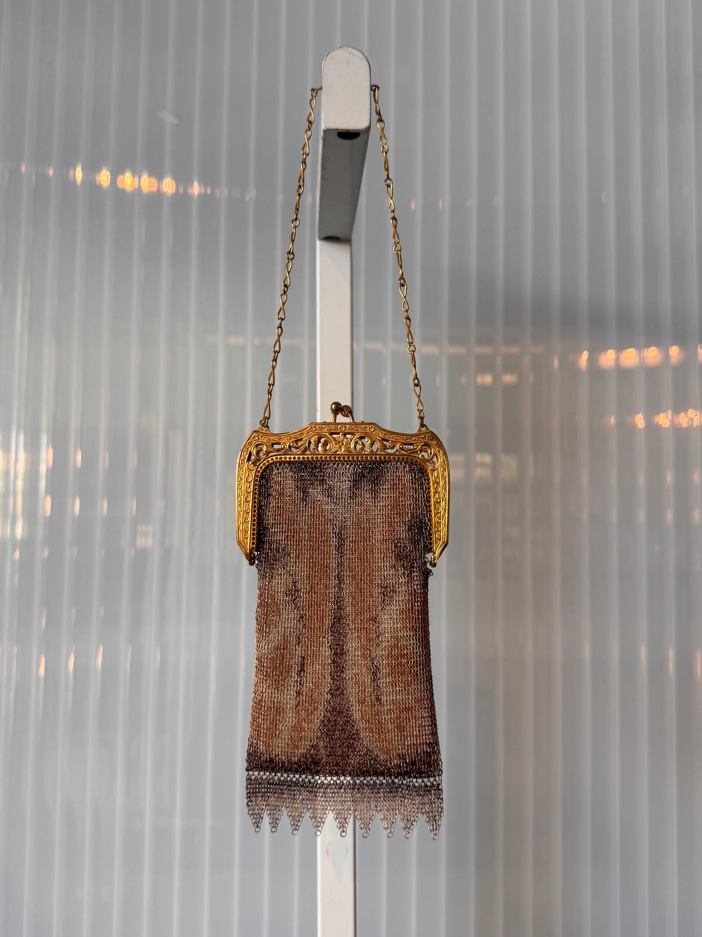 1920s Gold Tone Mesh Flapper Purse