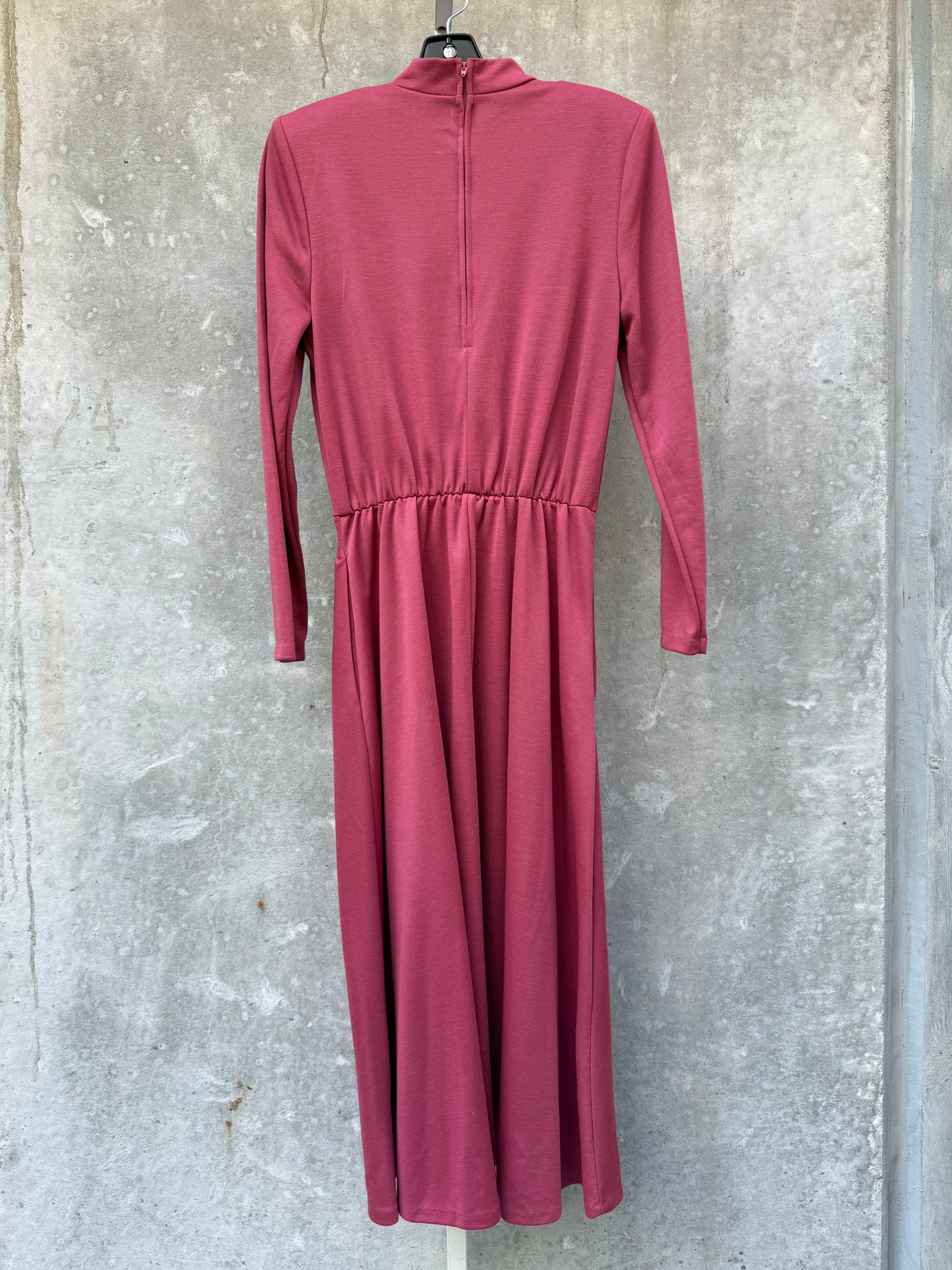 1980s Mauve Dress with Elastic Waist & Buttons Set