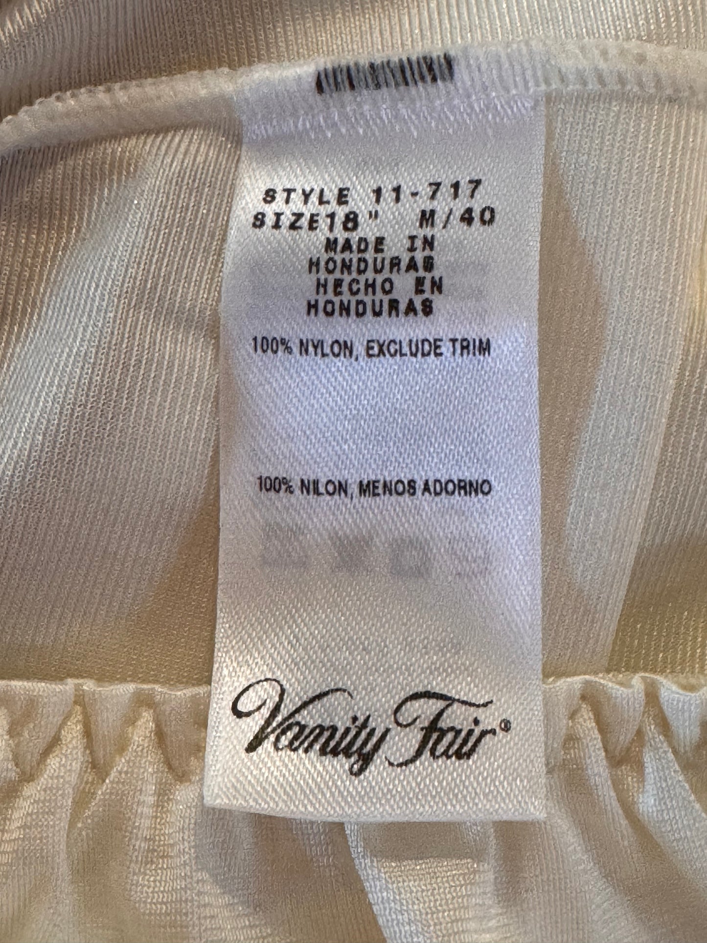 1990s Vanity Fair Off-white Skirt Slip