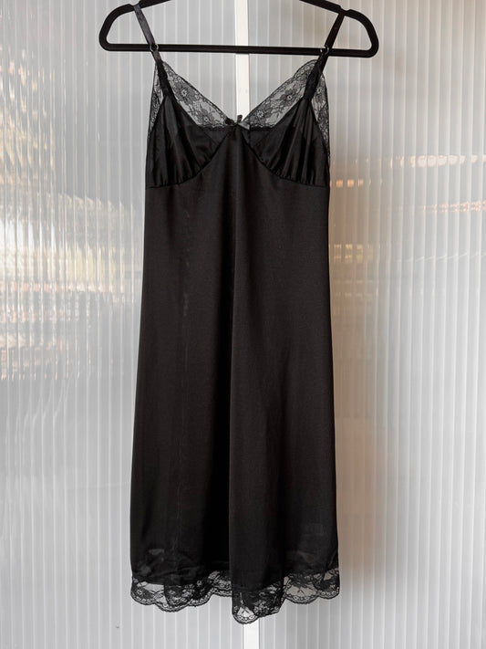 Y2K Dainty Black Slip