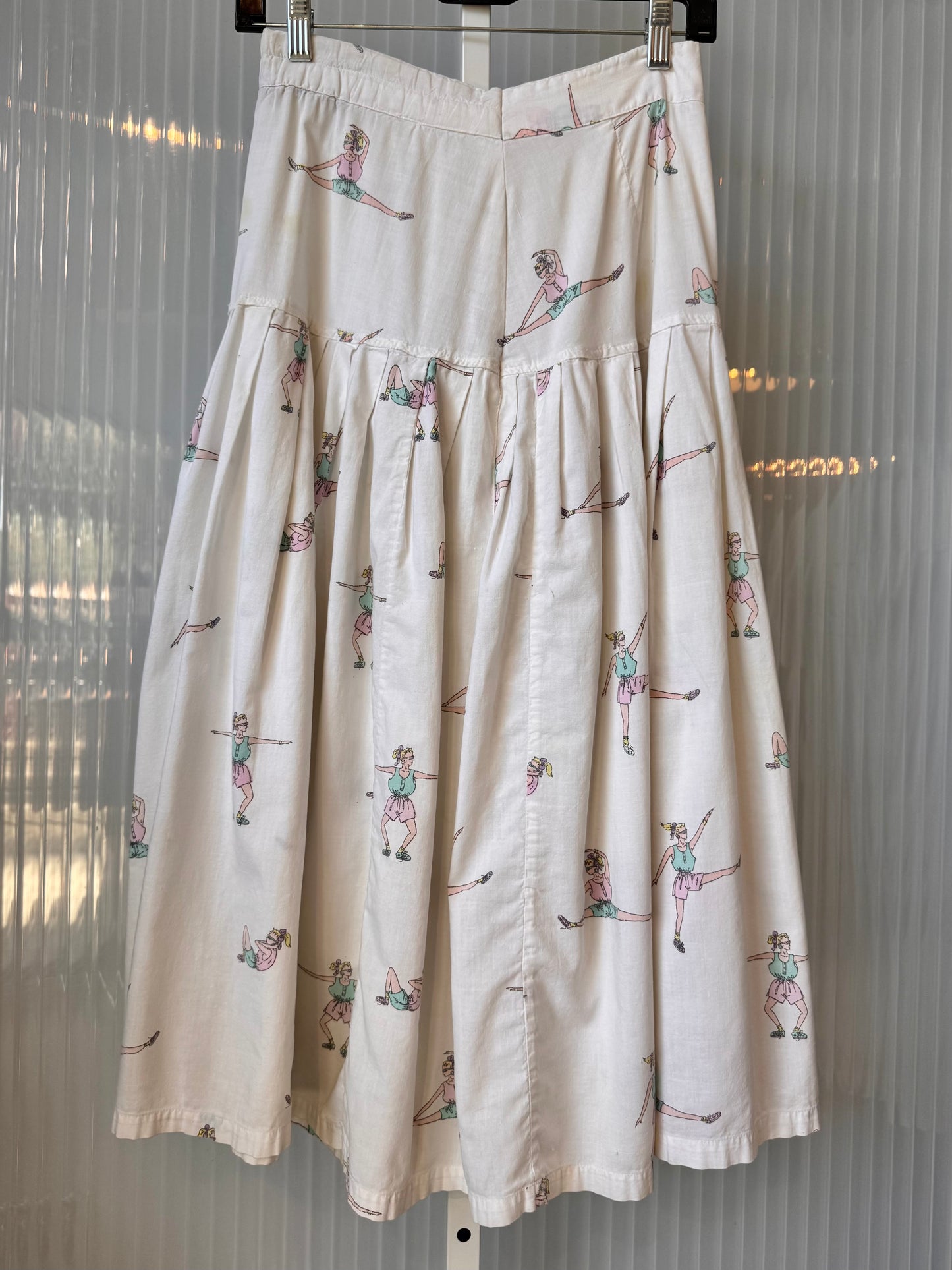 1980s White Skirt with Aerobic Woman Print