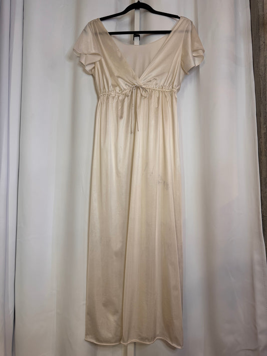 1970s Ivory Nightgown