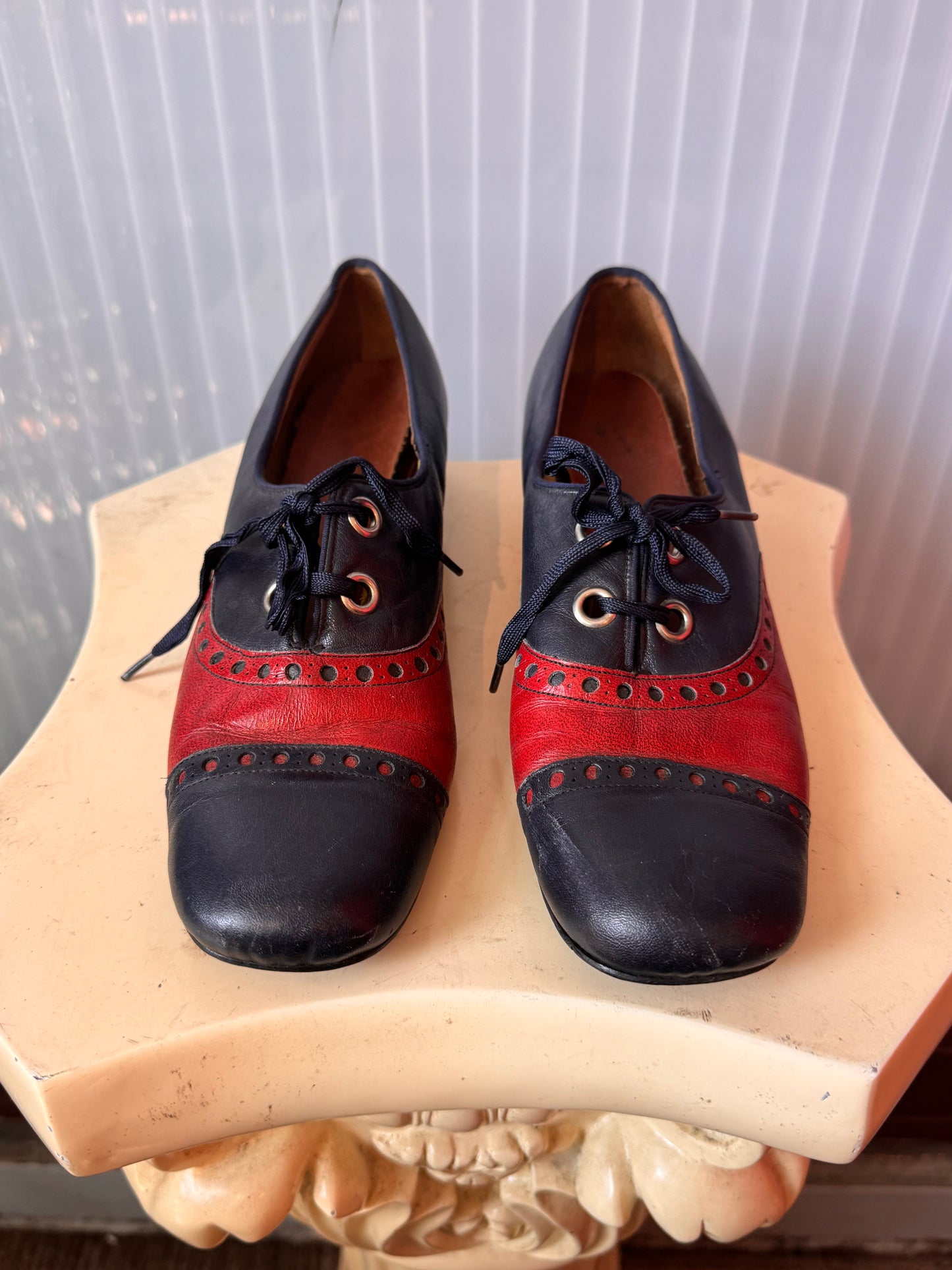 1960s / 1970s Navy Blue & Red Oxford Block Heels
