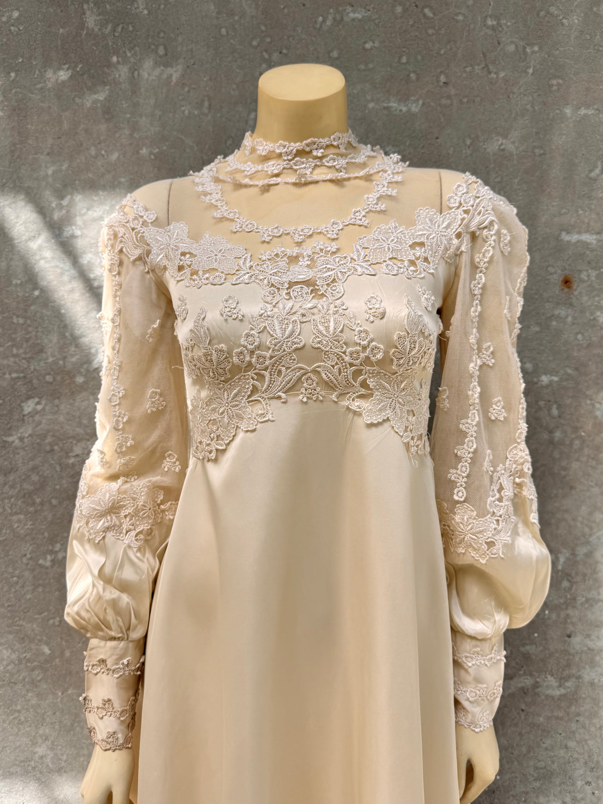 1980s does Victorian Cream Lace & Satin Wedding Dress