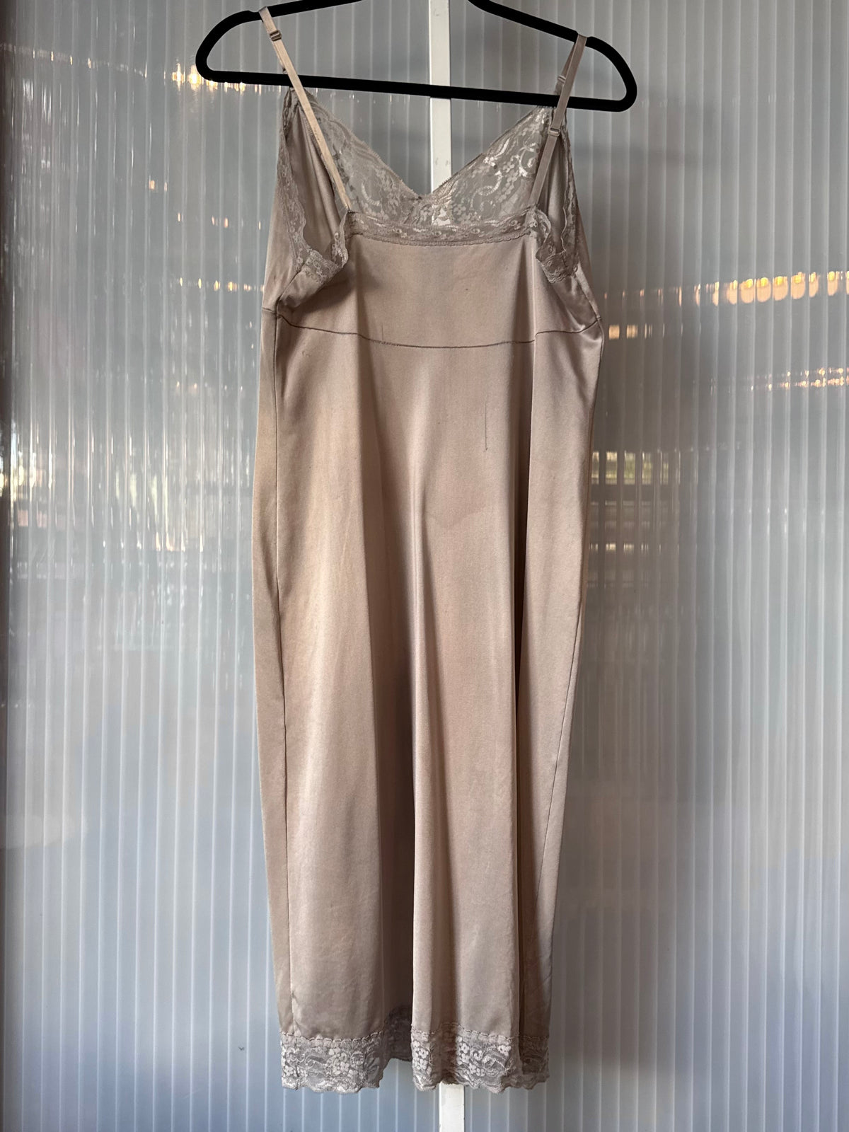 1970s Gray Slip with Floral Lace Trim