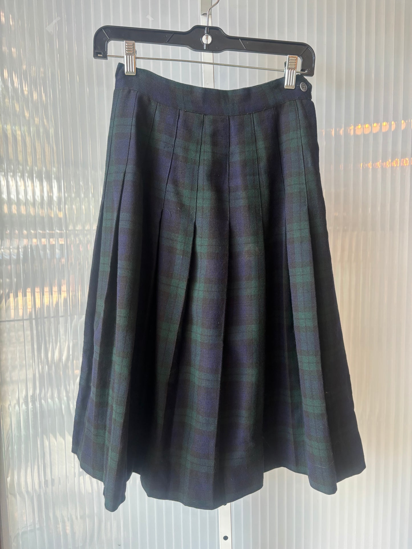 1970s Blue & Green Plaid Wool Tweed Box Pleated Skirt