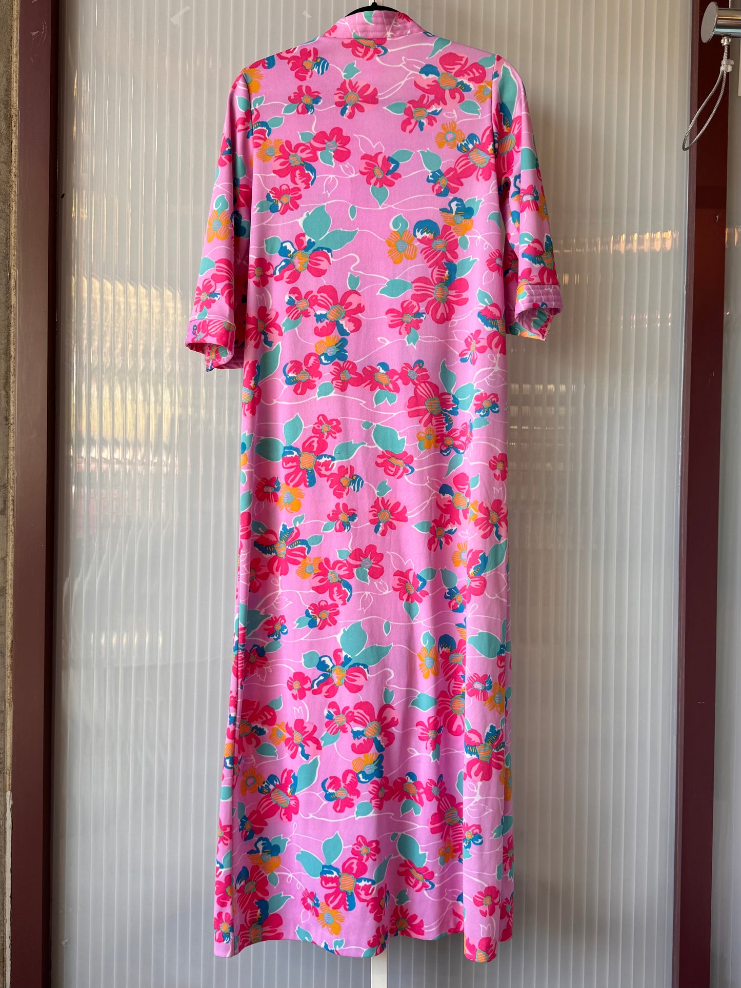 1960s Fuchsia Floral Zip-Up Nightgown