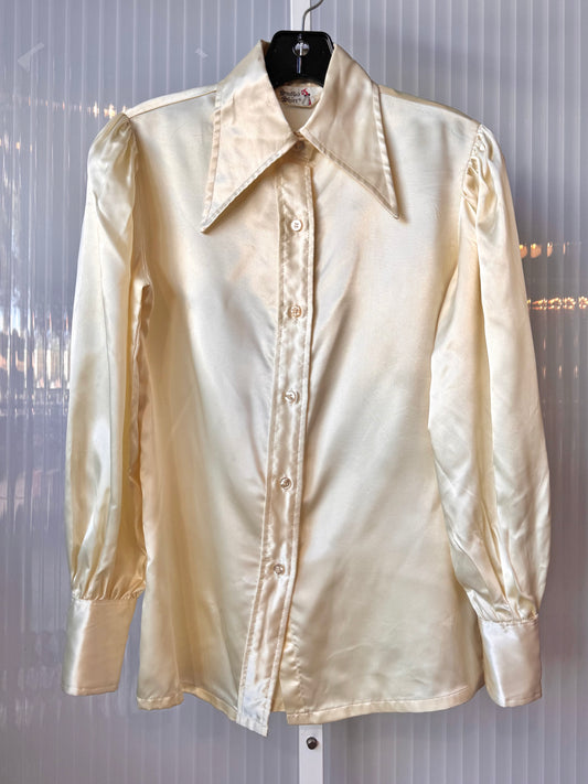 1970s Cream Satin Button-Up Point Collar Puff Sleeve Blouse