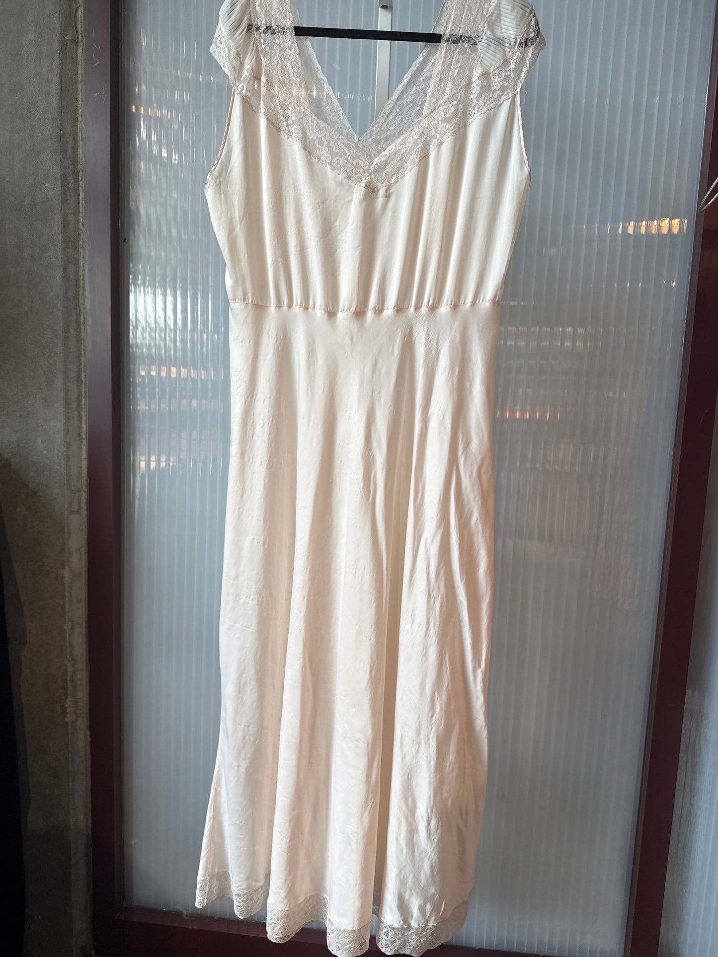 1950s Light Pink Nightgown with Lace Detail