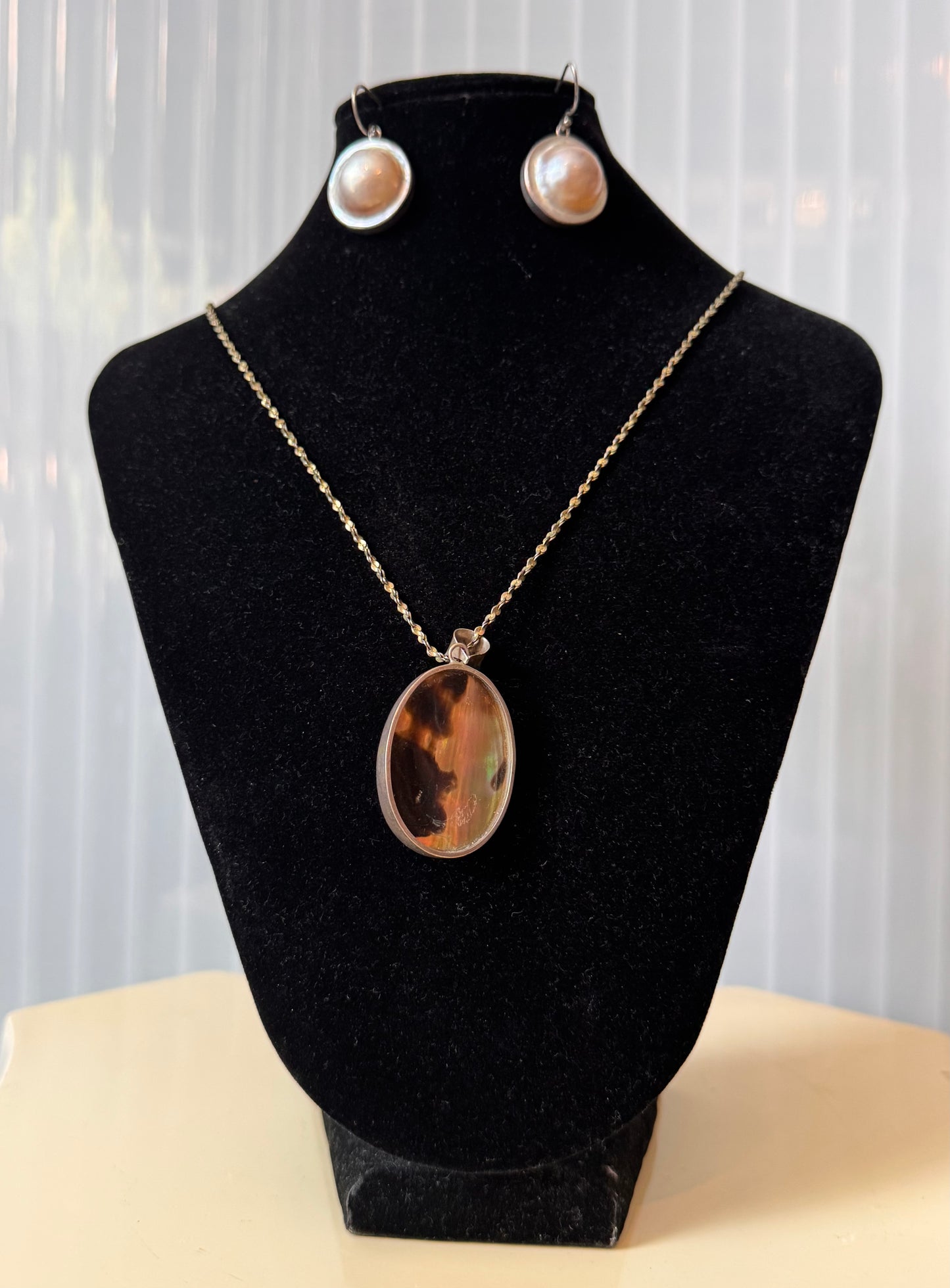 Mabe Pearl Silver Pendant and Earrings Set