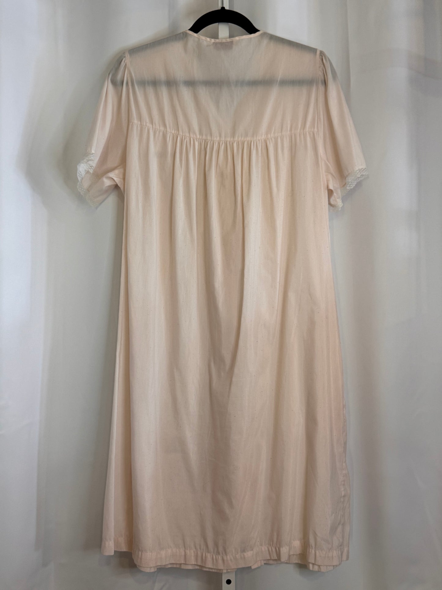 1960s Pale Pink Night Gown