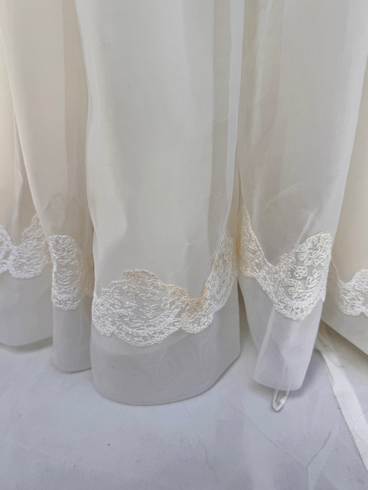 1980s White Lace & Organza Wedding Dress