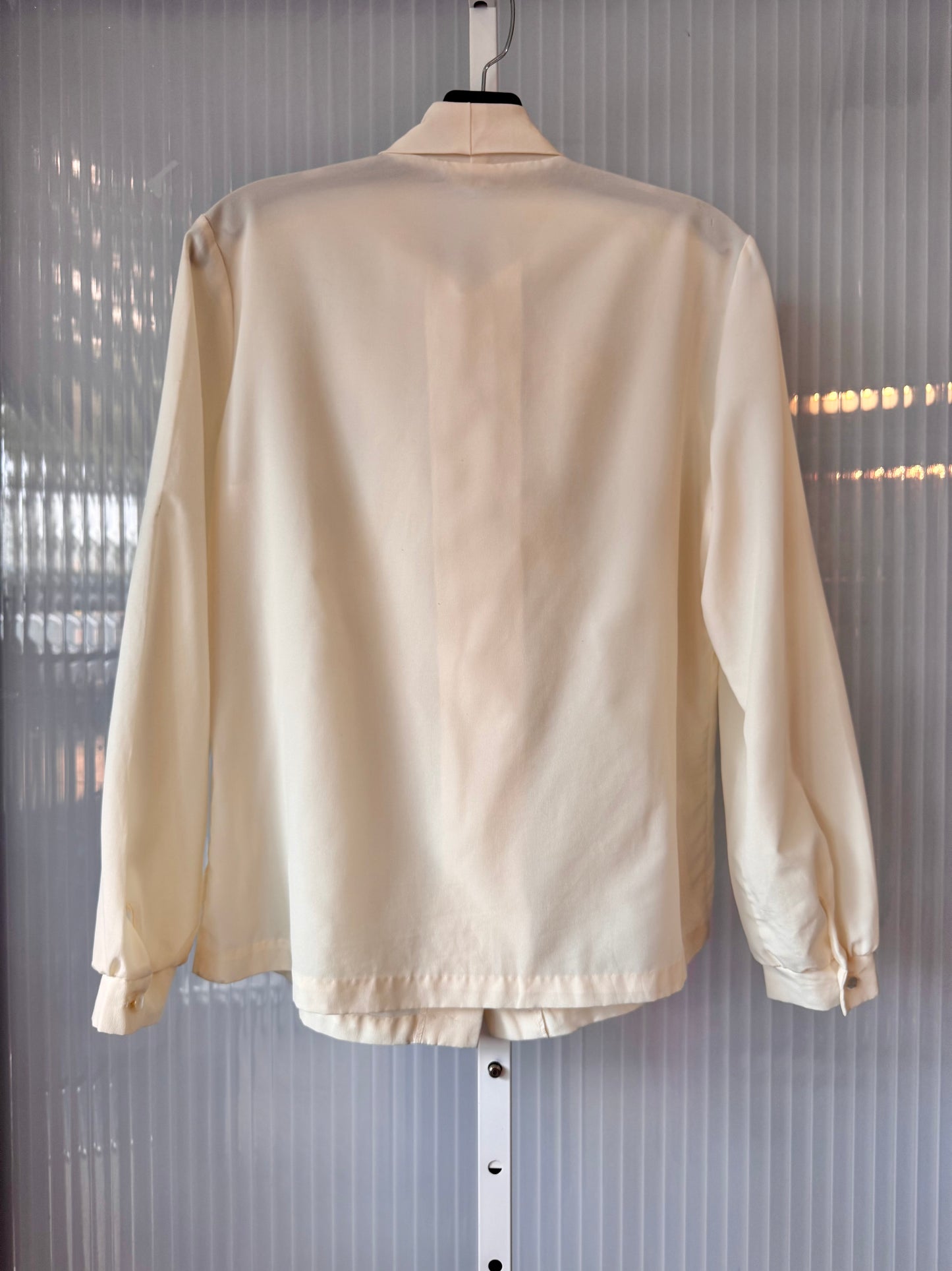 1970s Ivory Pussybow Blouse
