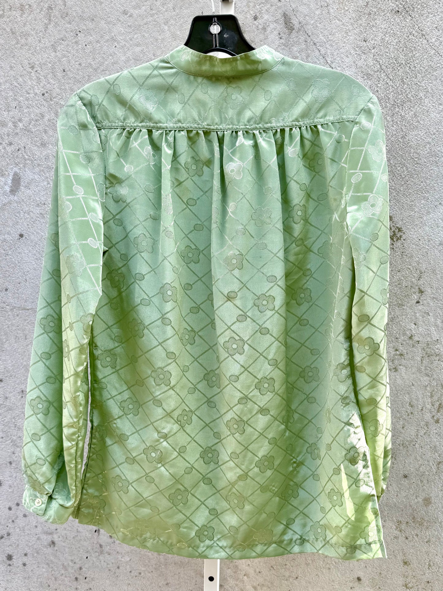 1970s Light Green Collarless Button-Front Blouse
